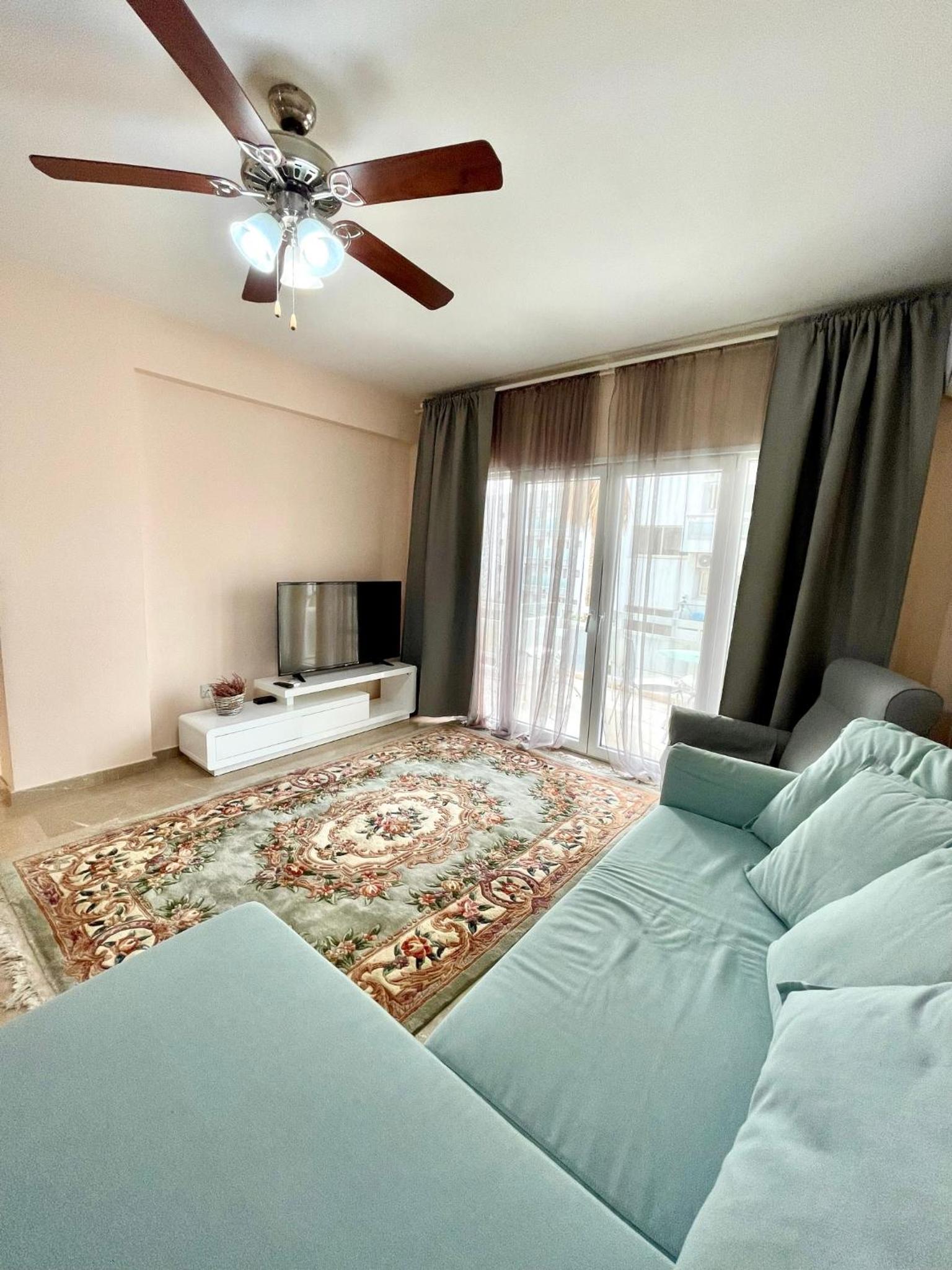 100 m to the beach Sea La Vie 3 bedroom Apartment