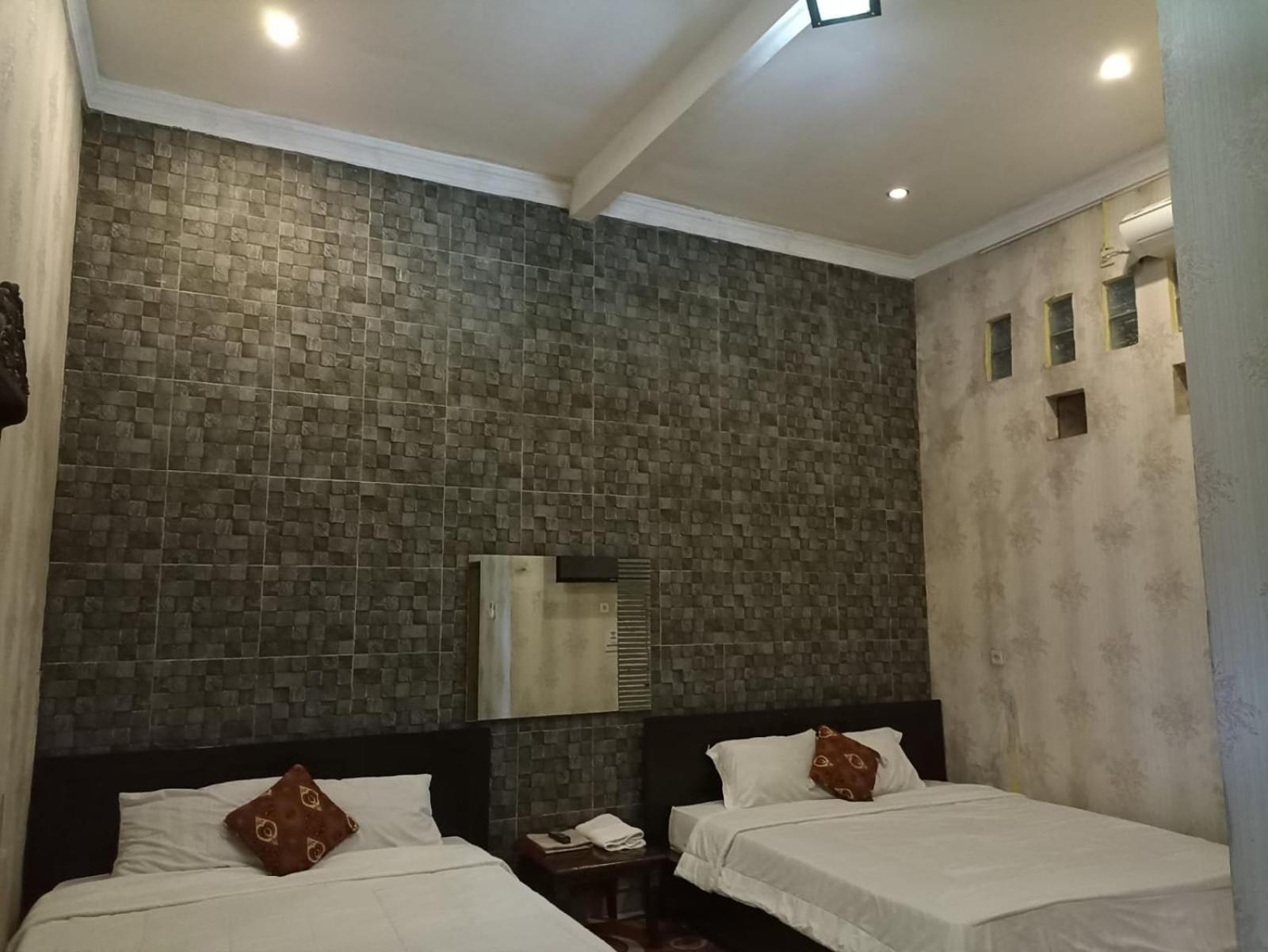 Penginapan & Guest House Mbok Dhe Borobudur