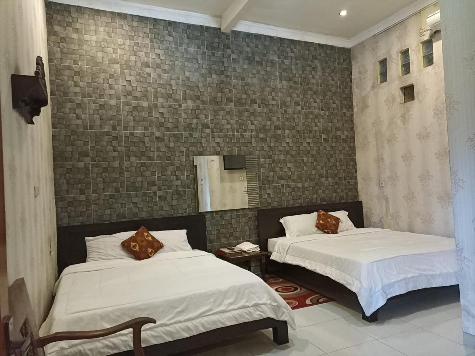 Penginapan & Guest House Mbok Dhe Borobudur