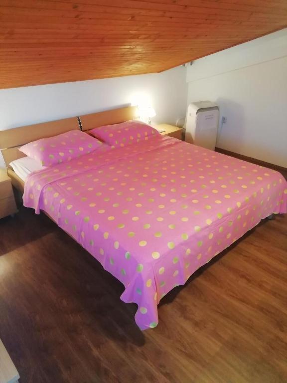 Three bedroom apartment with amazing sea view view 4