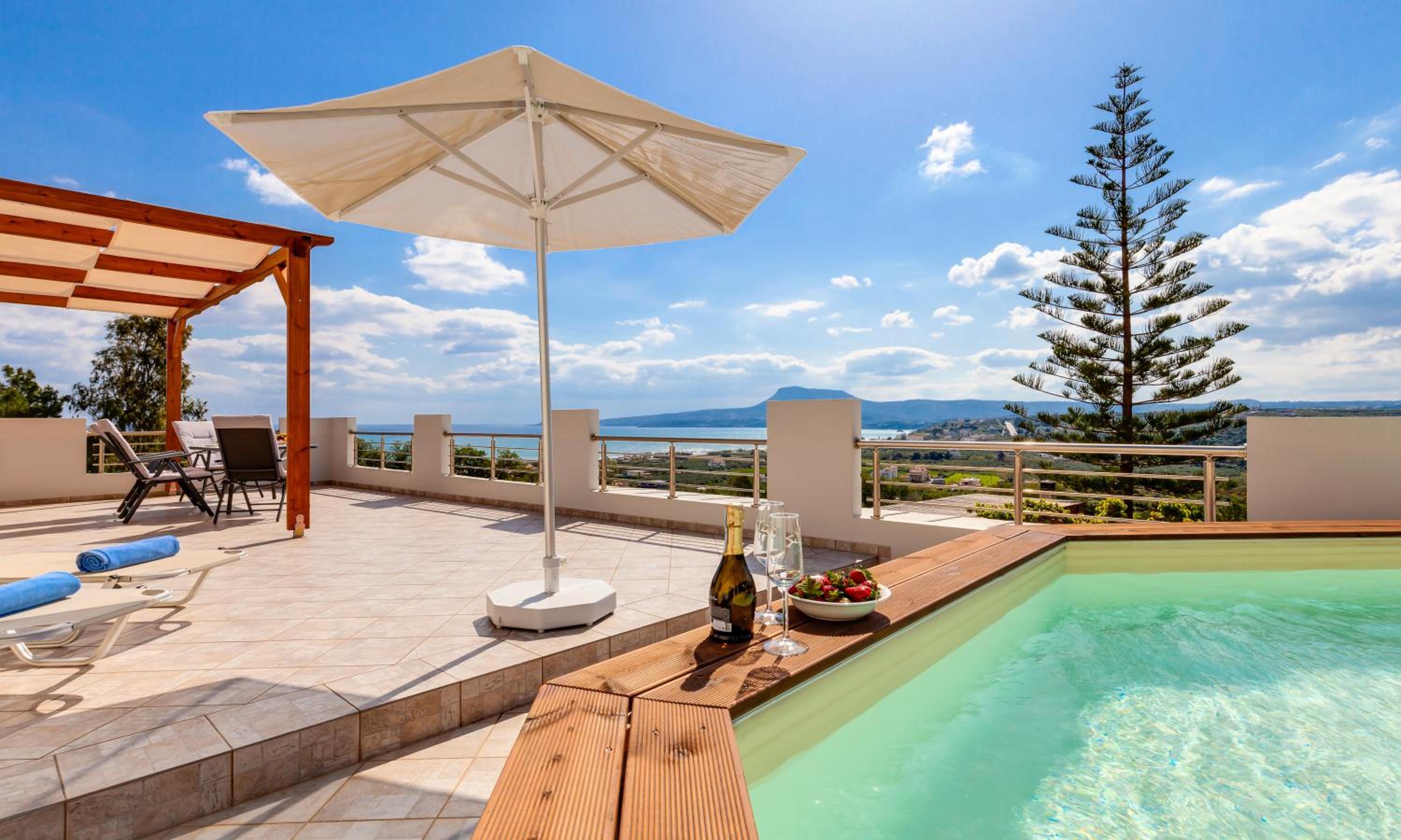 Villa di Creta Heated Pool view 5