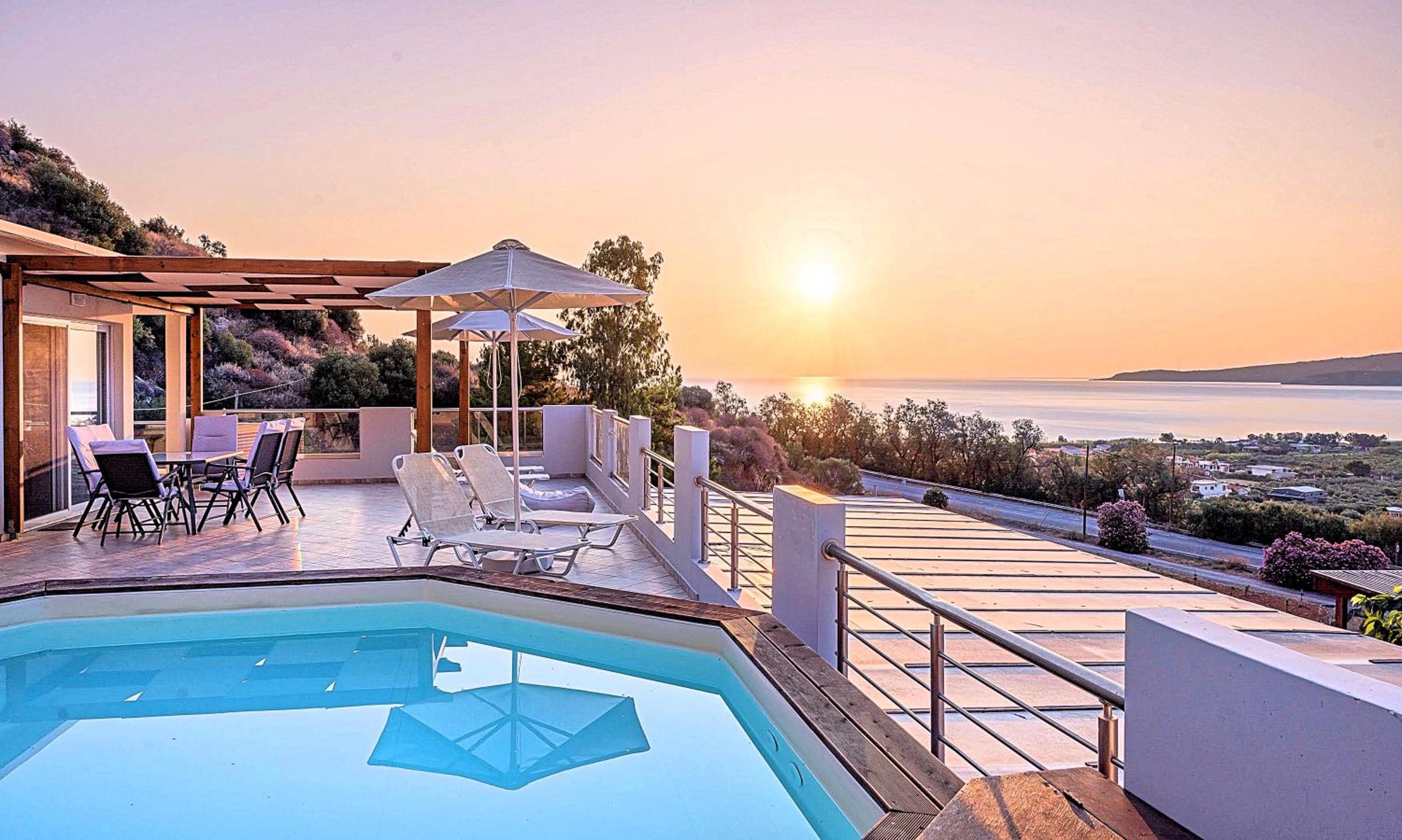 Villa di Creta Heated Pool view 2
