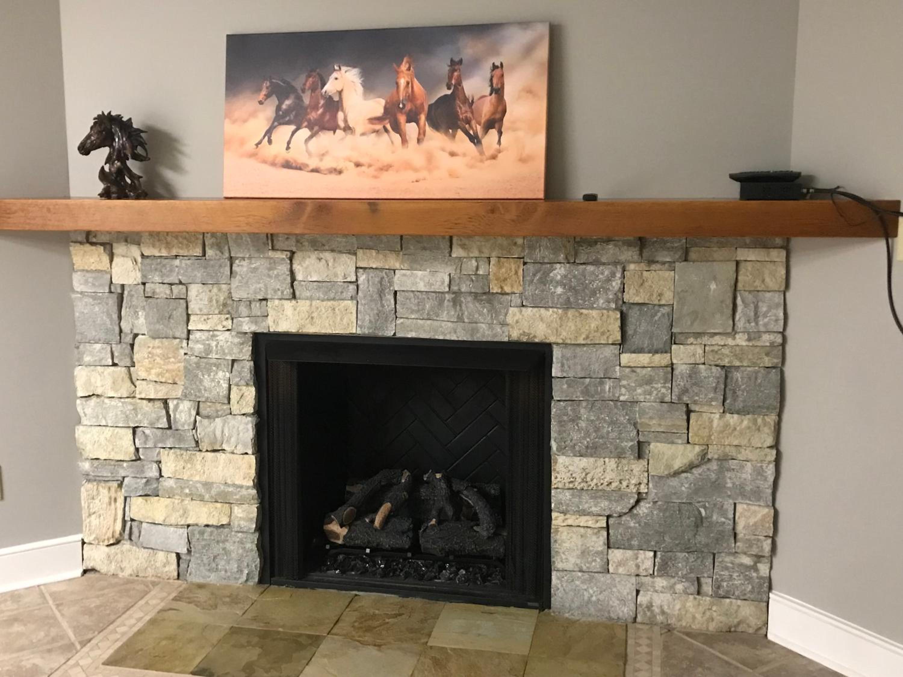 Richmond Vacations - Beautiful Country Estate Basement Apartment - Property Image 17