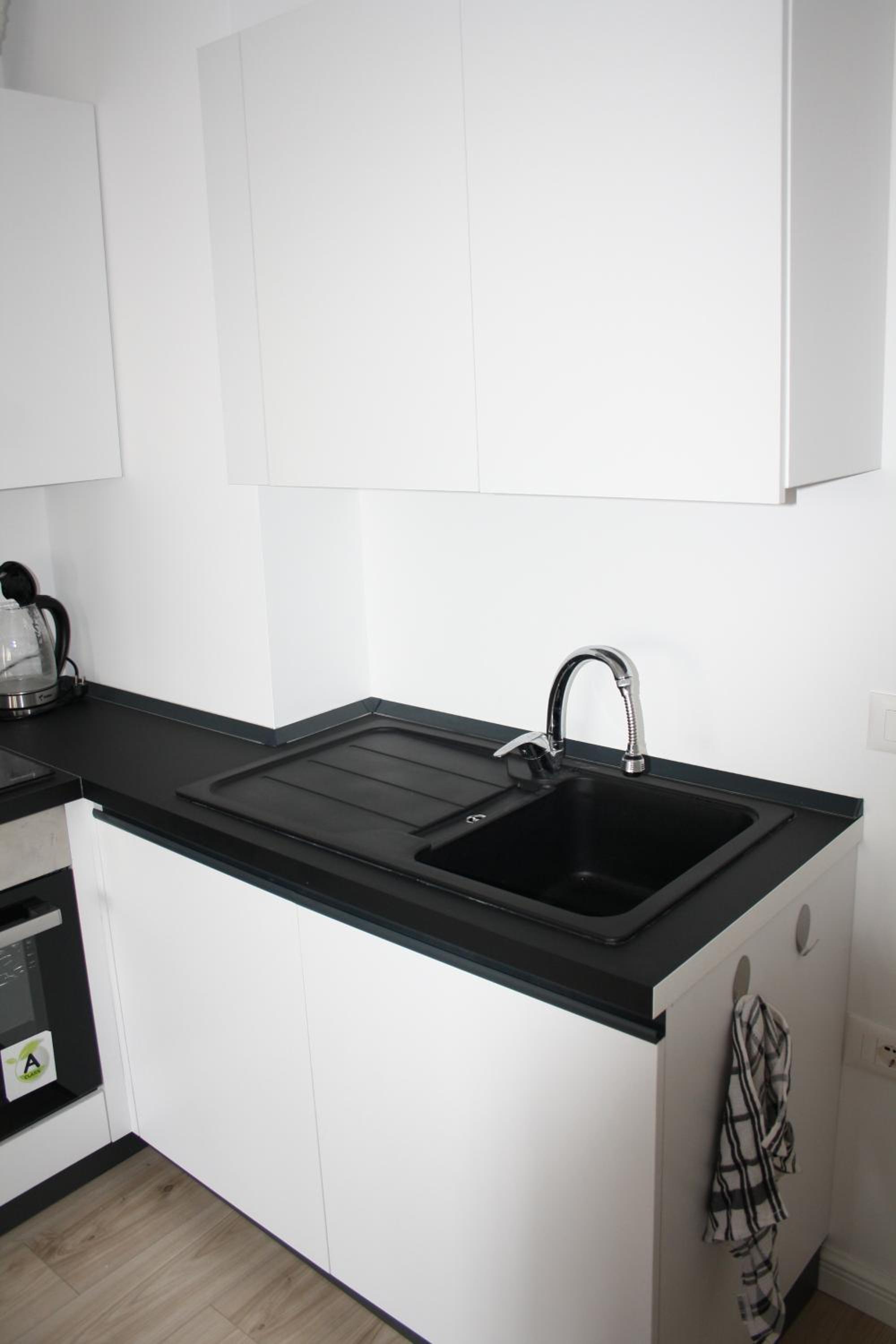 Luxury Apartment, 50m BEACH, 2 bedrooms, 1living room, 2 bathrooms, SELF CHECK-IN photo 4