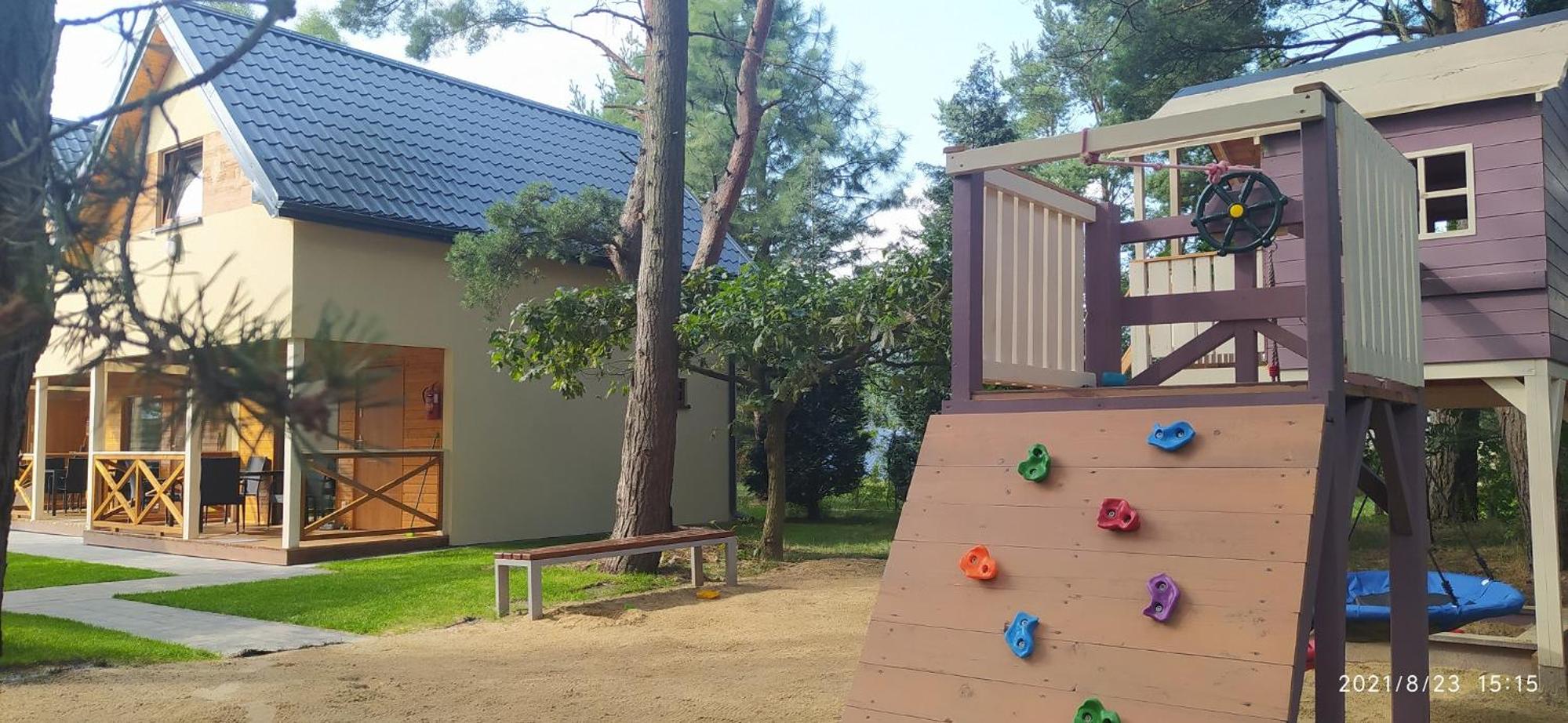 BURSZTYNOWO Domy apartamentowe