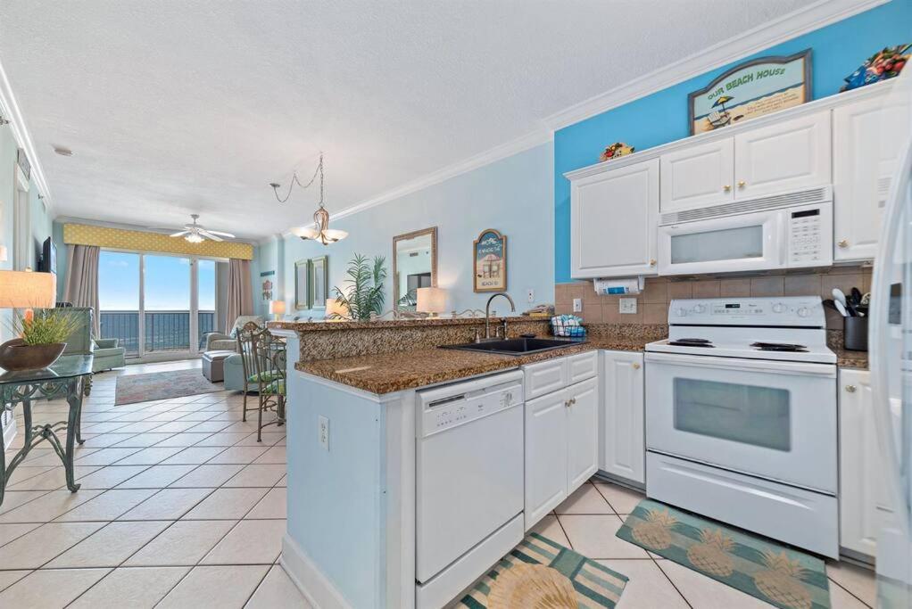 Island Royale 403 ~ Beachfront 2bd/2ba ~ In the Heart of Gulf Shores! view 4