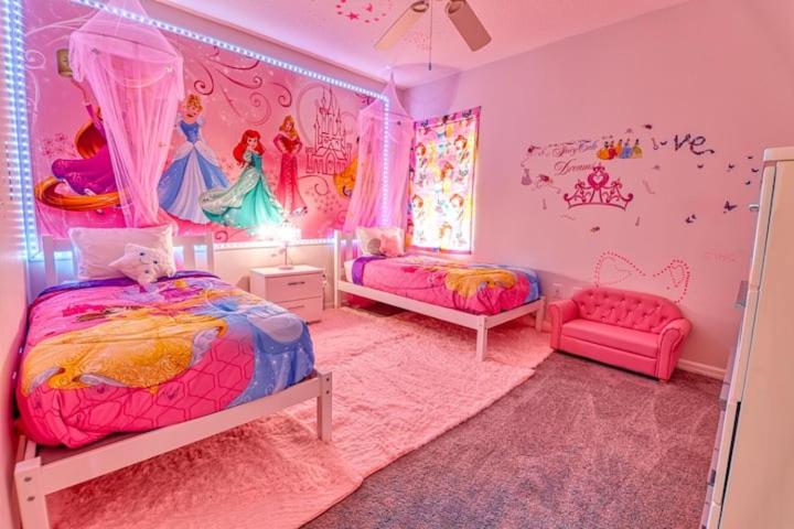 Fabulous home near all the attractions. view 2