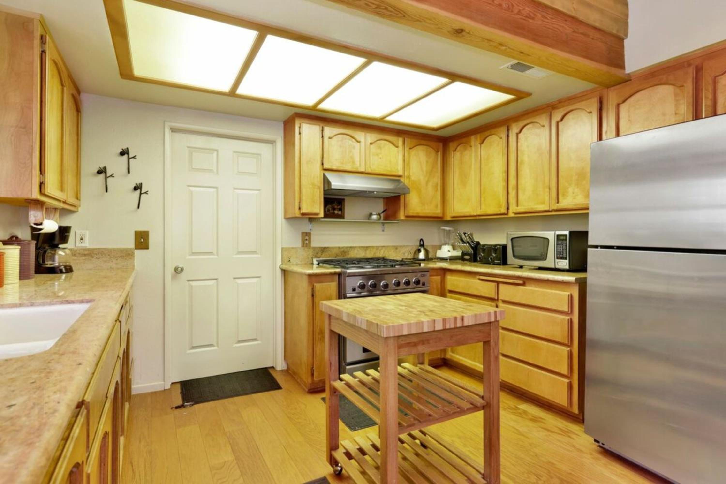 Tree Top Views #2060 by Big Bear Vacations