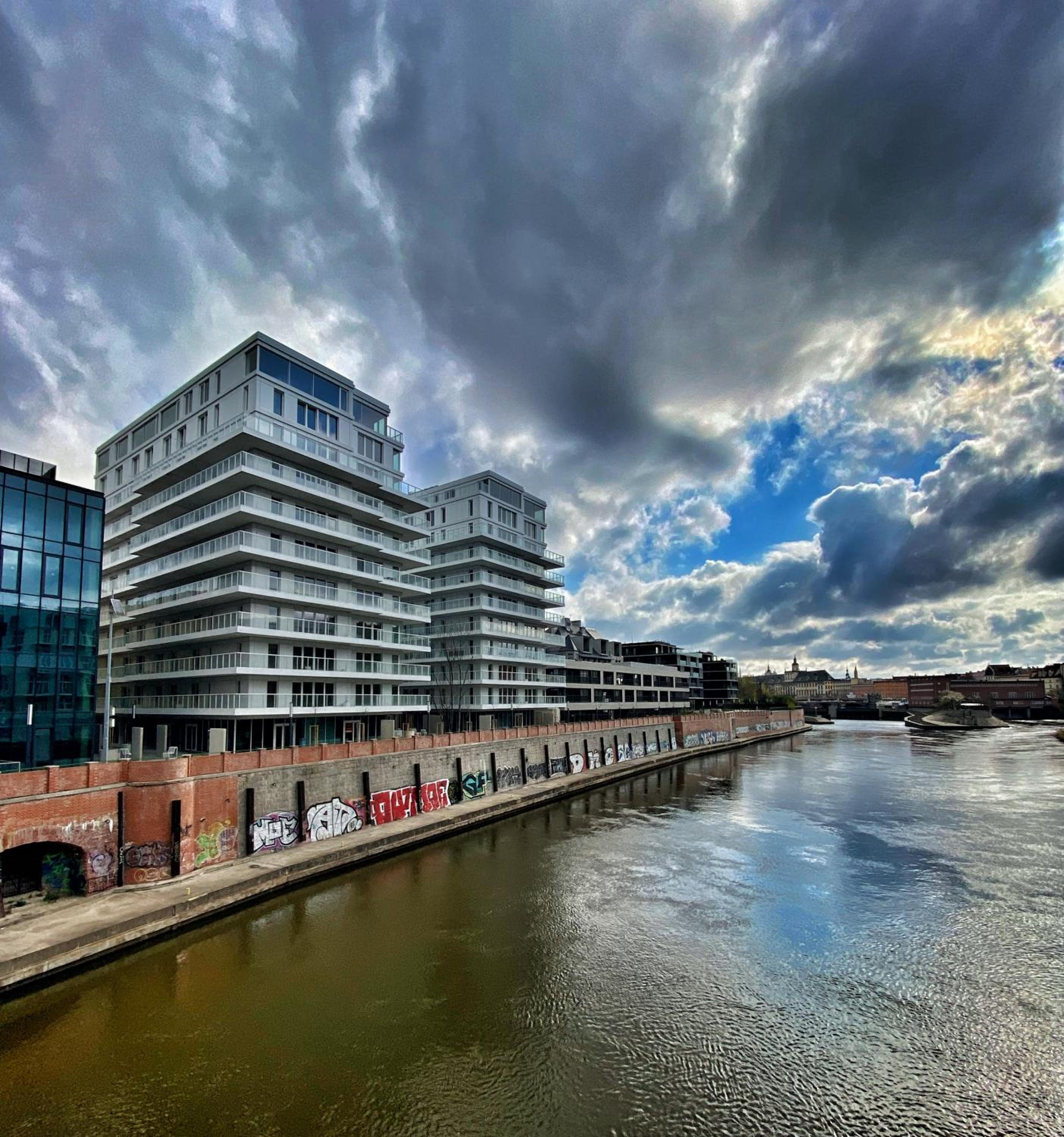 Piękny Apartament nad Odrą w centrum Wrocławia view 3