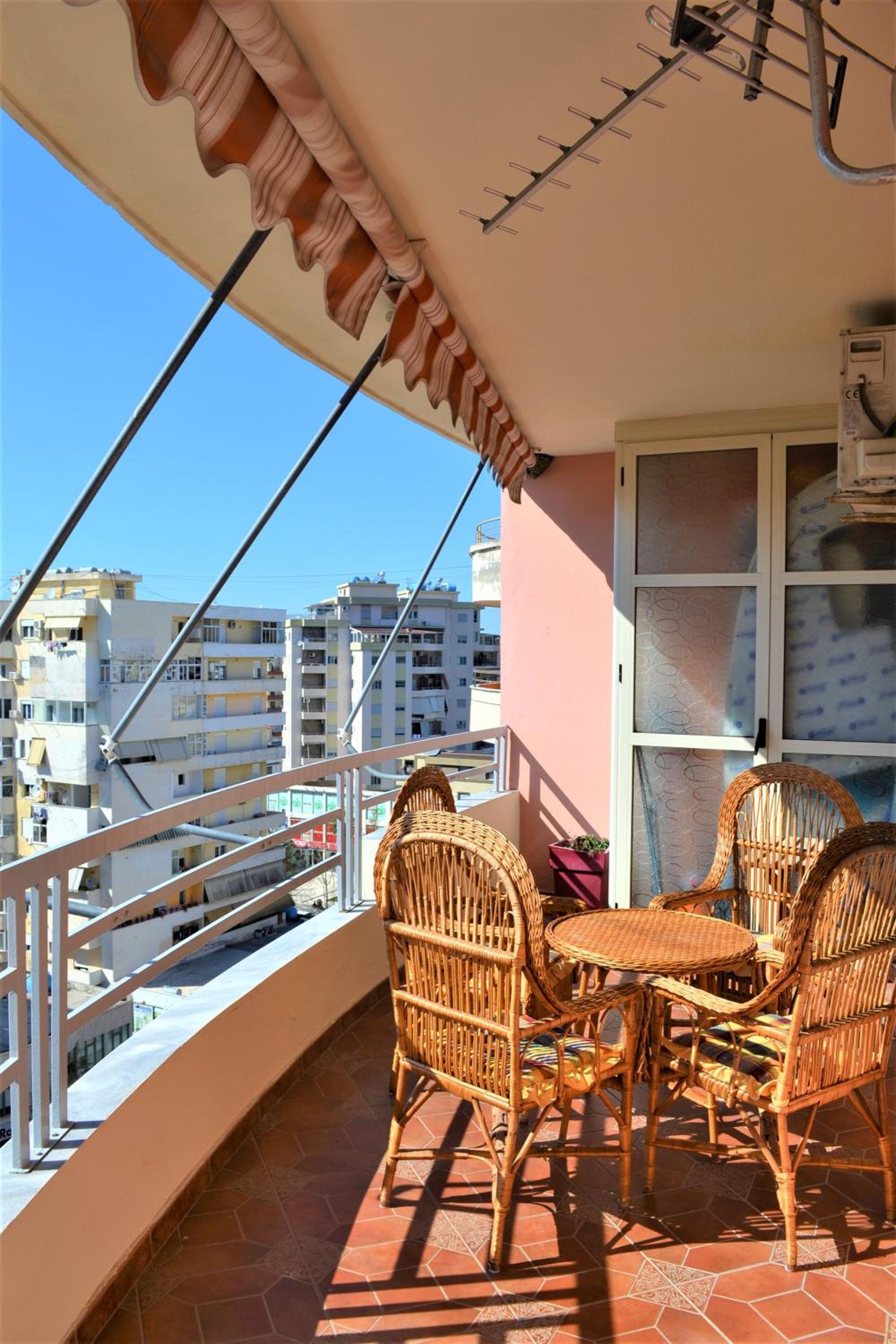 Alana Apartment photo 2