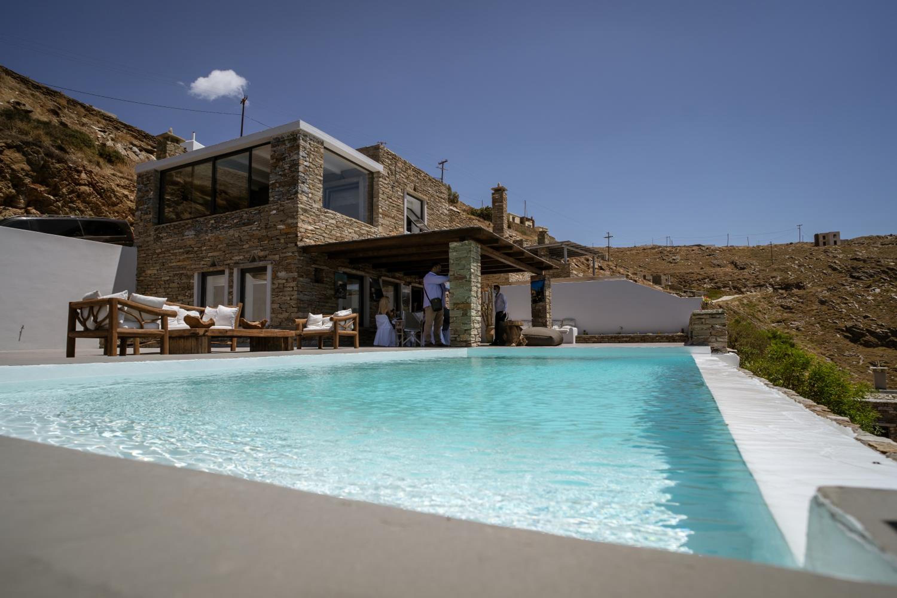 VILLA CARPE DIEM: sea & sunset view in Kea island view 2