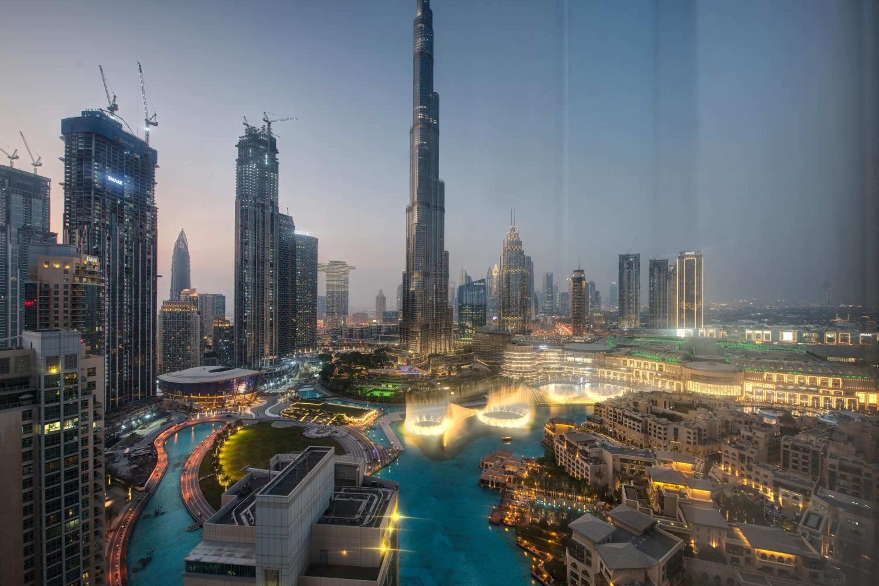 Durrani Homes - Luxury living besides Panoramic Fountain and Burj khalifa view- Burj Khalifa Fireworks