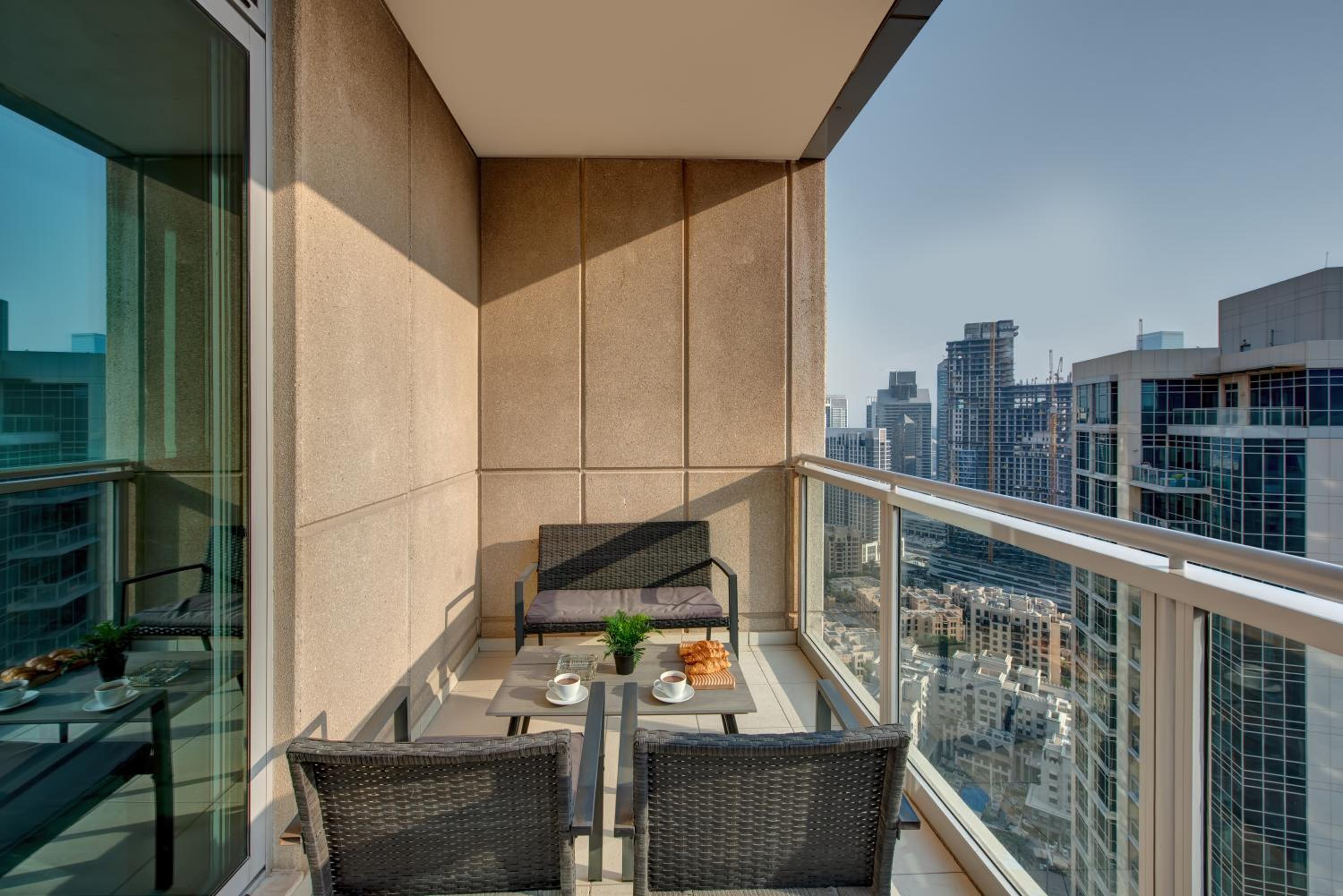 Durrani Homes - Luxury living besides Panoramic Fountain and Burj khalifa view- Burj Khalifa Fireworks