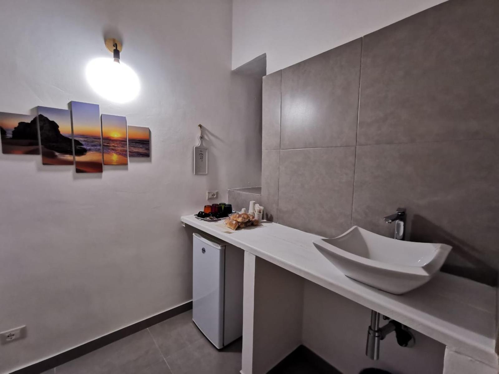 Hercules Suites view 4