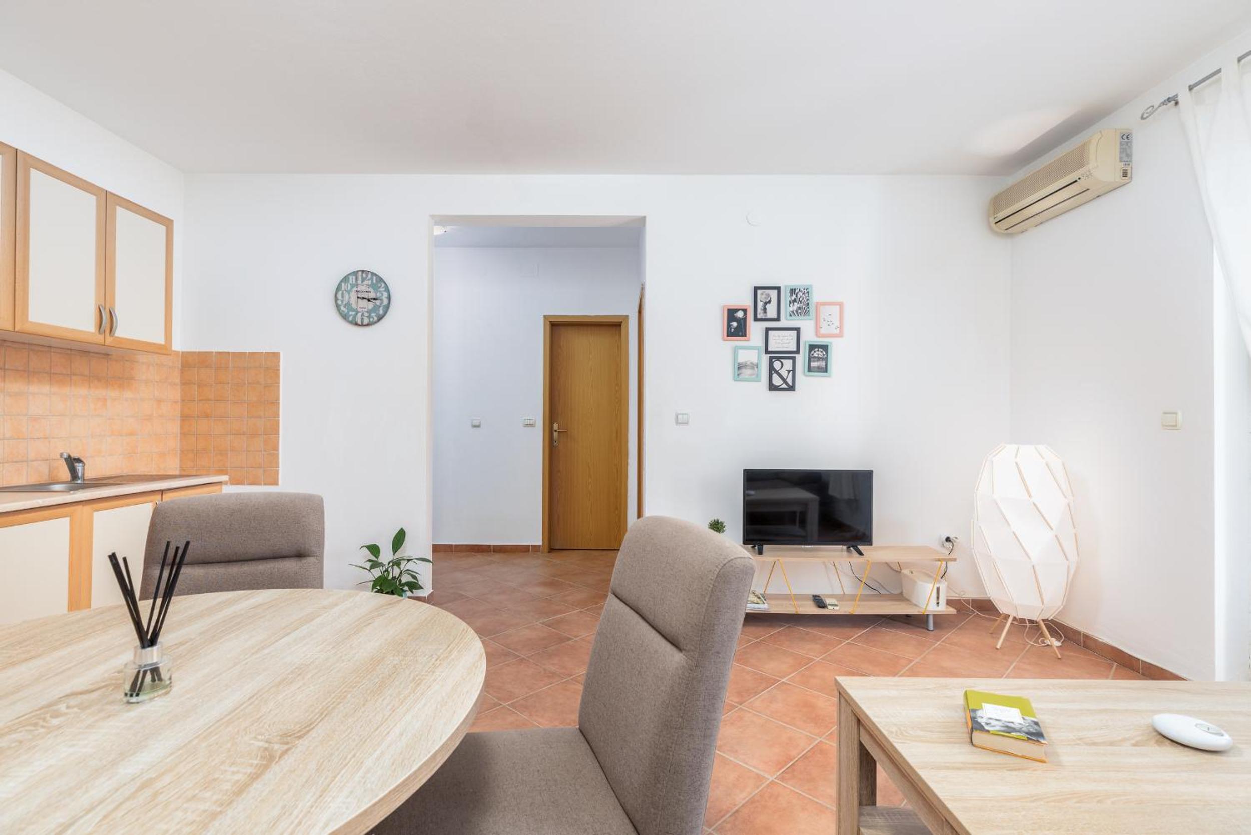 Cozy little place in amazing Istria view 3