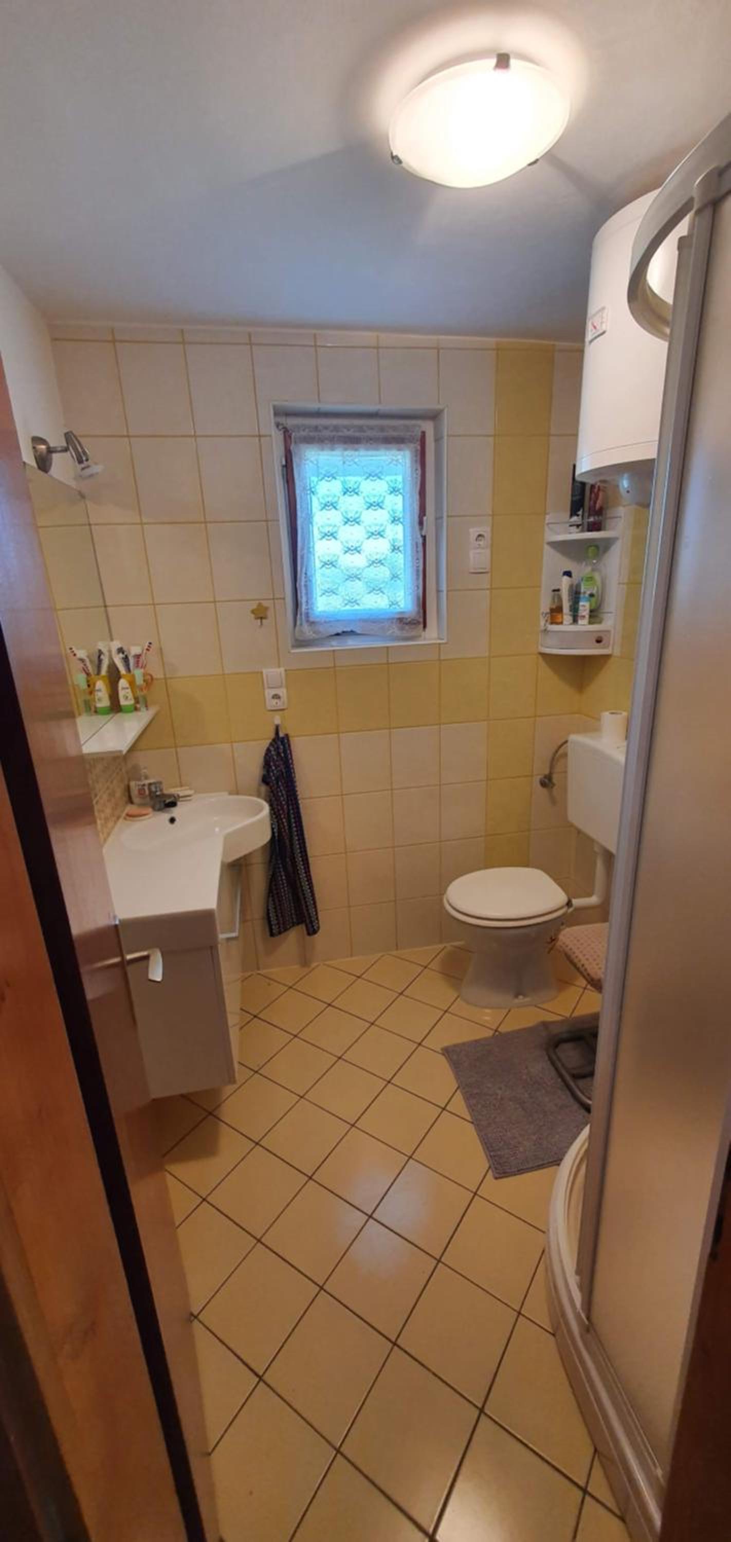 Photo 15