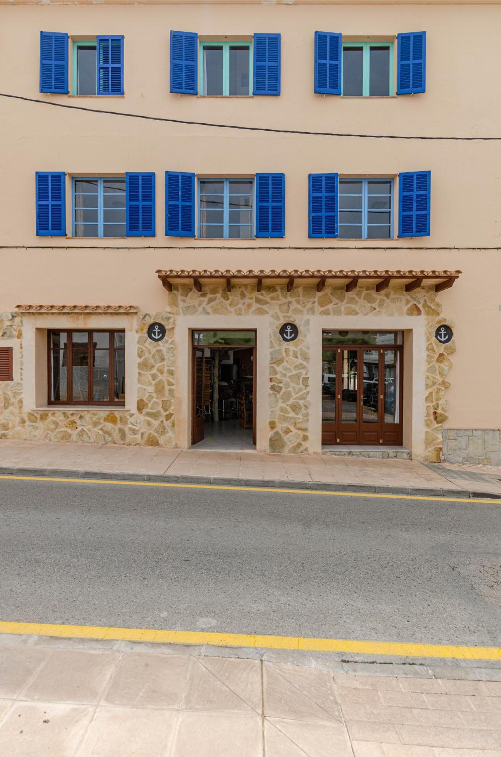 Hostal Marina