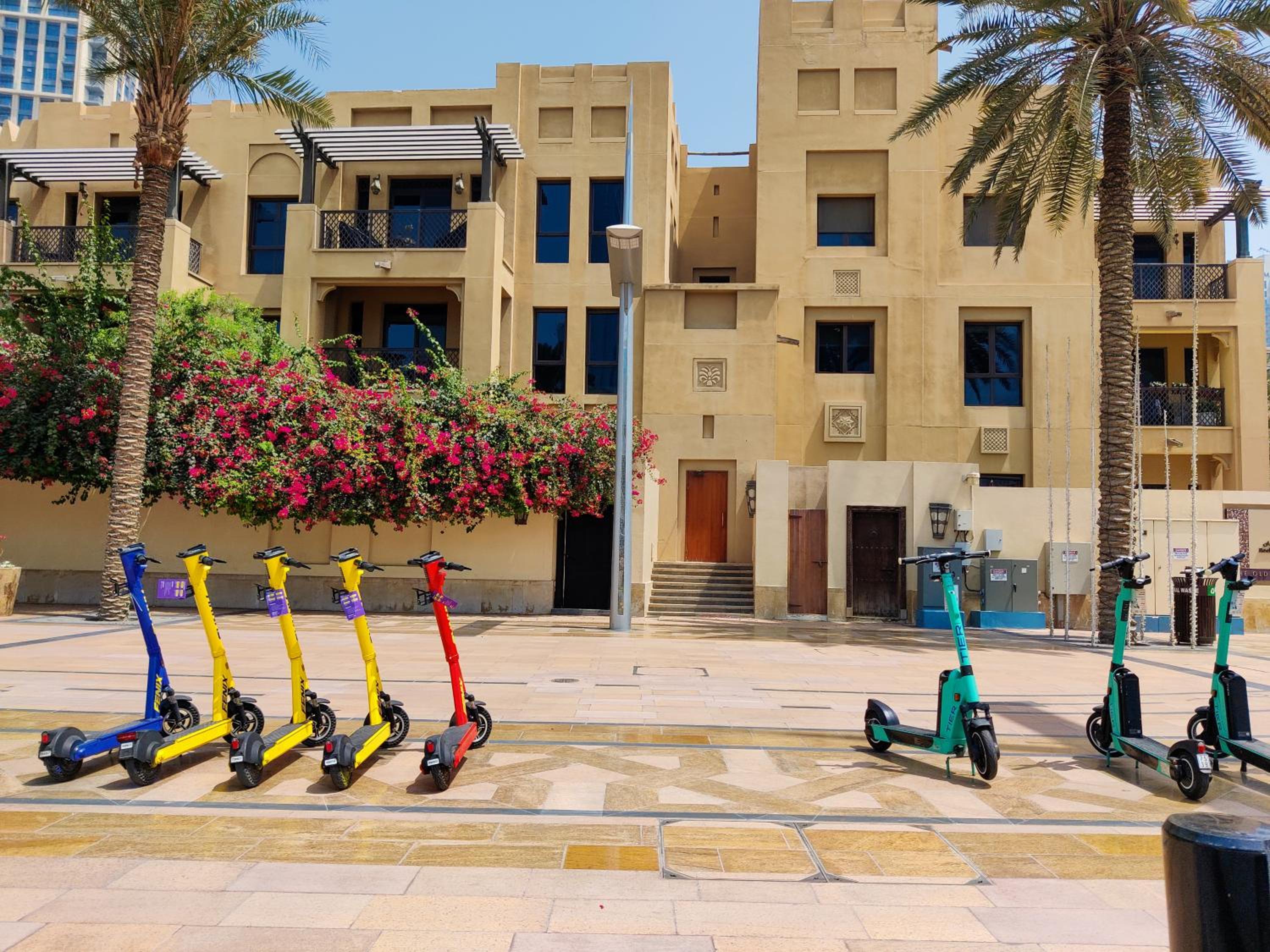 HiGuests - Charming Apt With Private Balcony Near Dubai Mall