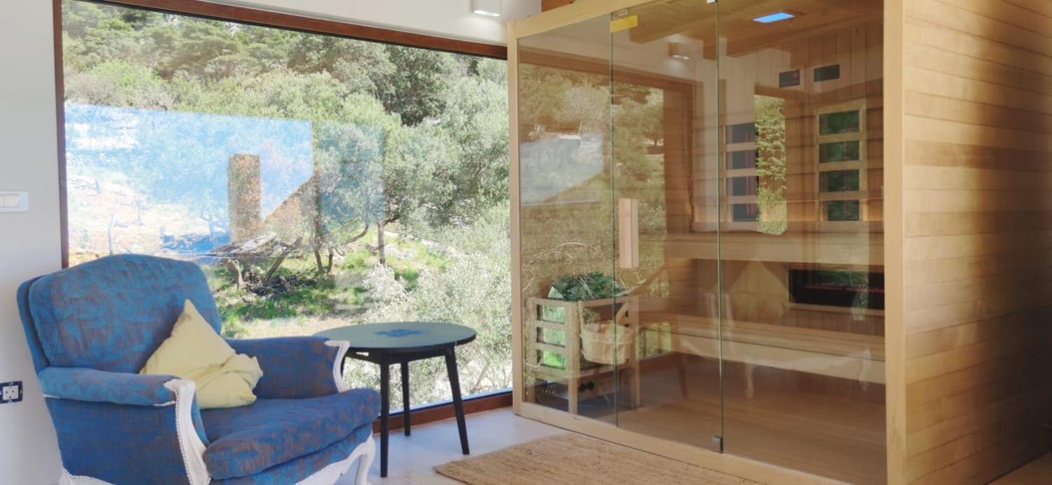 Stone hause Noa