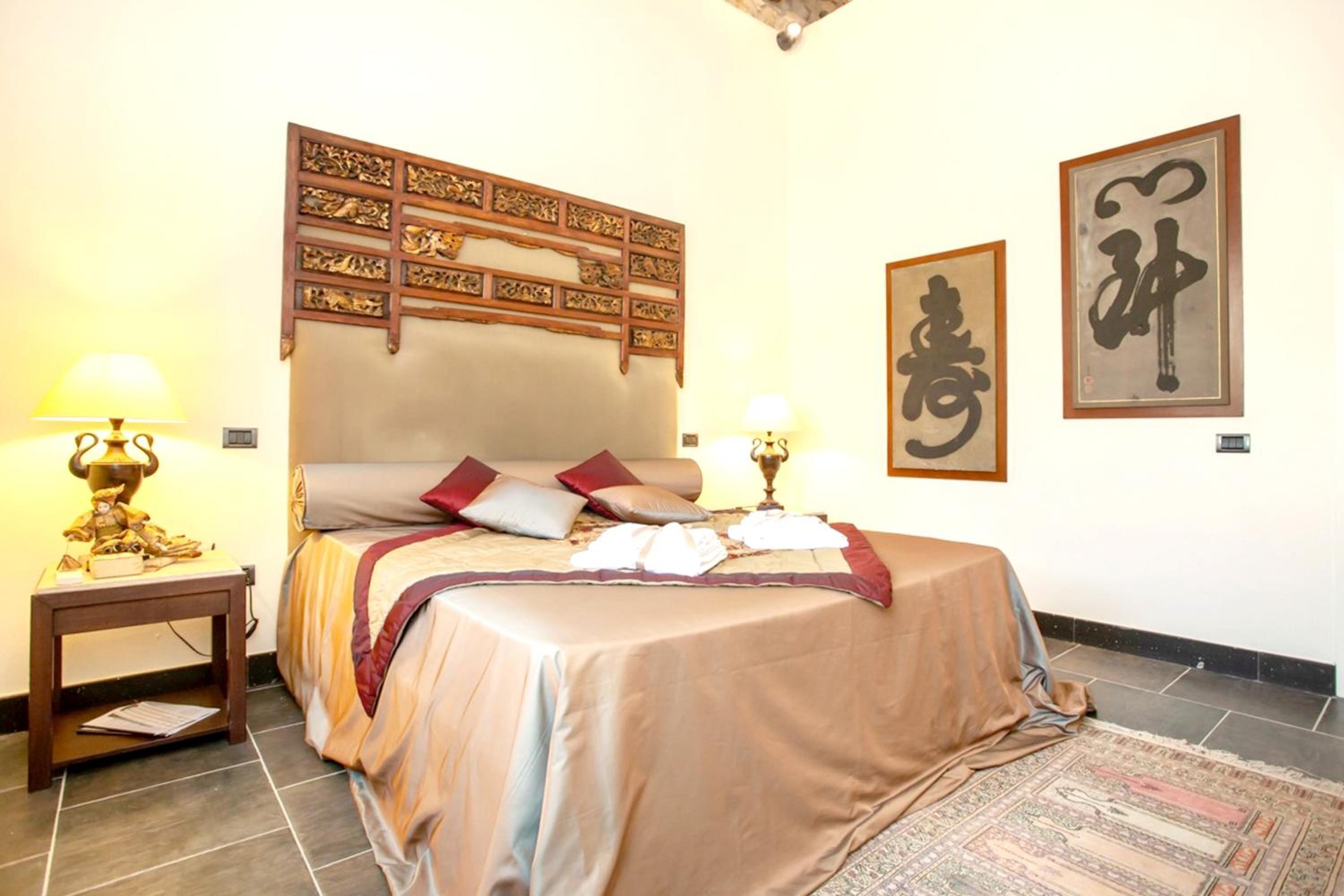 5 bedrooms mansion with private pool enclosed garden and wifi at Gesturi