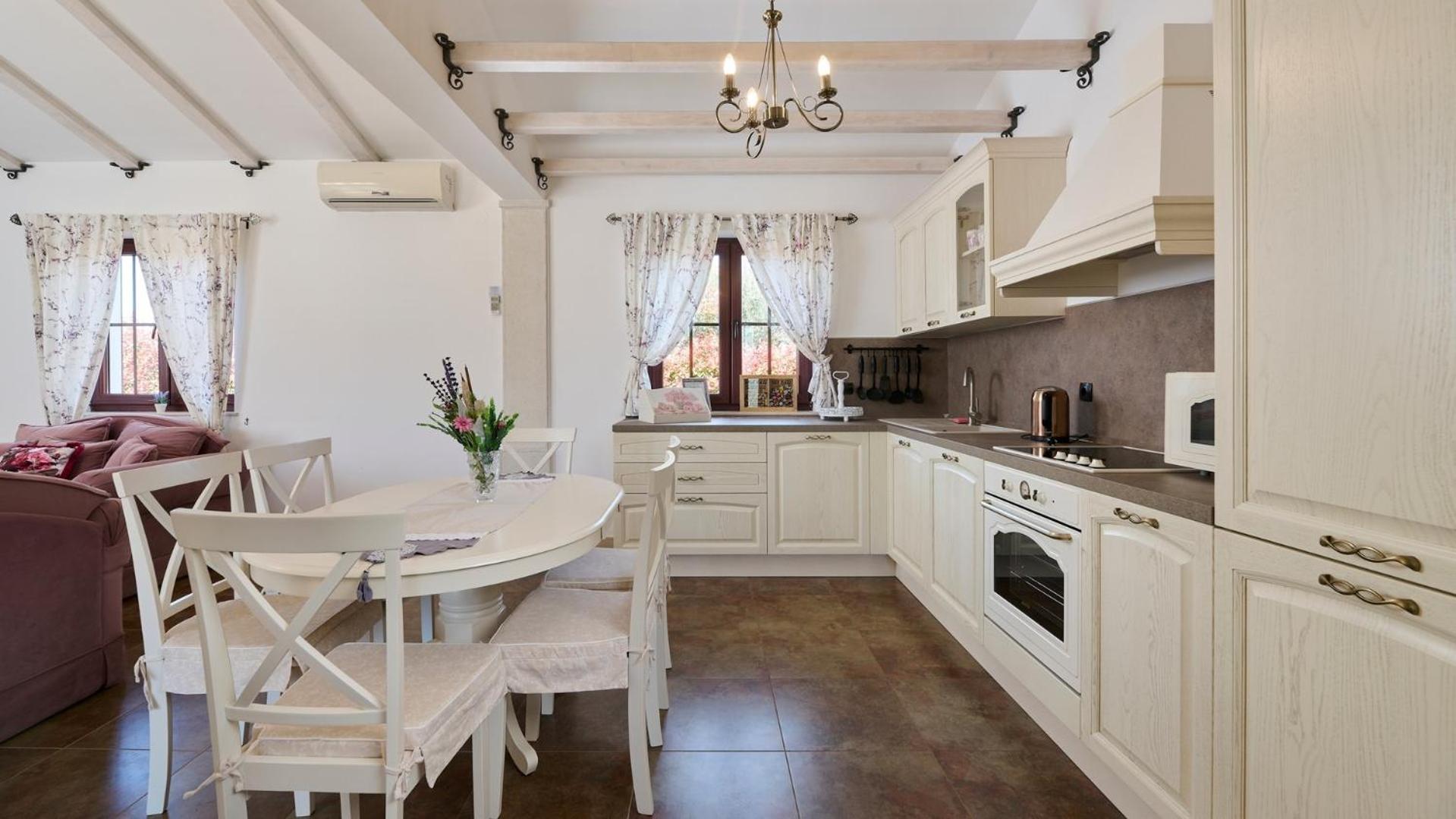 Villa Bellissima view 4