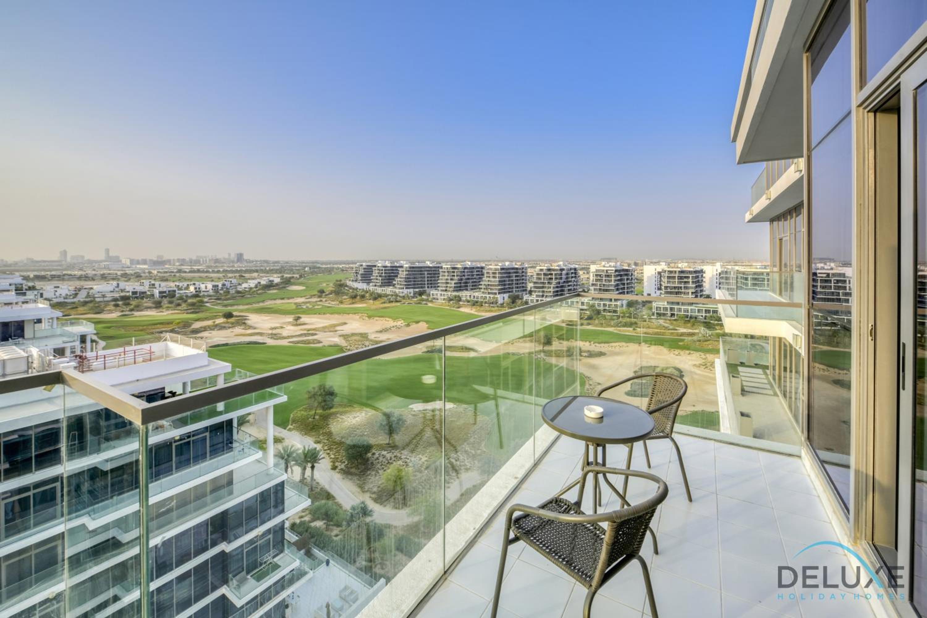 Sunlit Studio at Golf Promenade 2A DAMAC Hills By Deluxe Holiday Homes