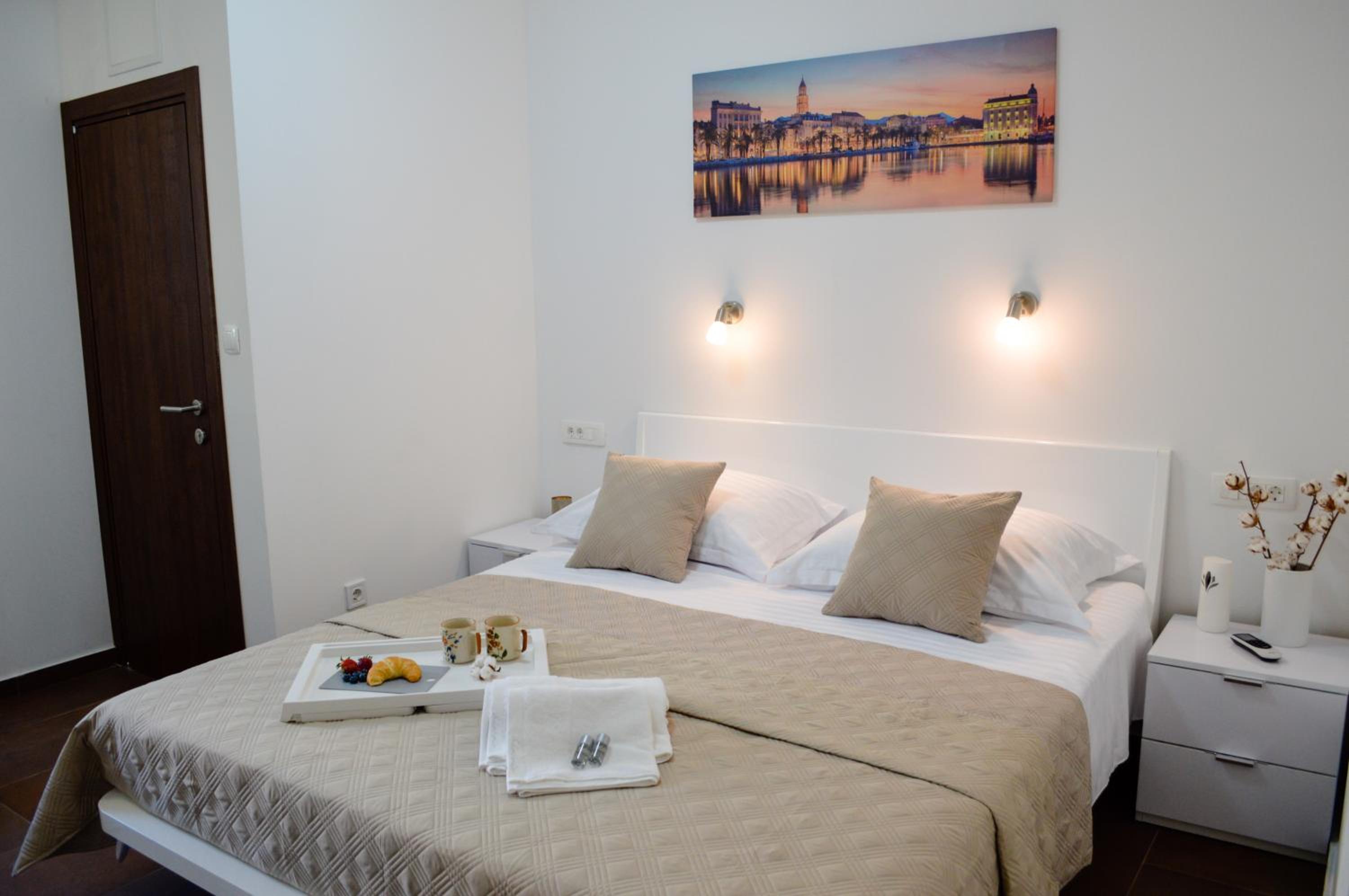 Armanda Rooms