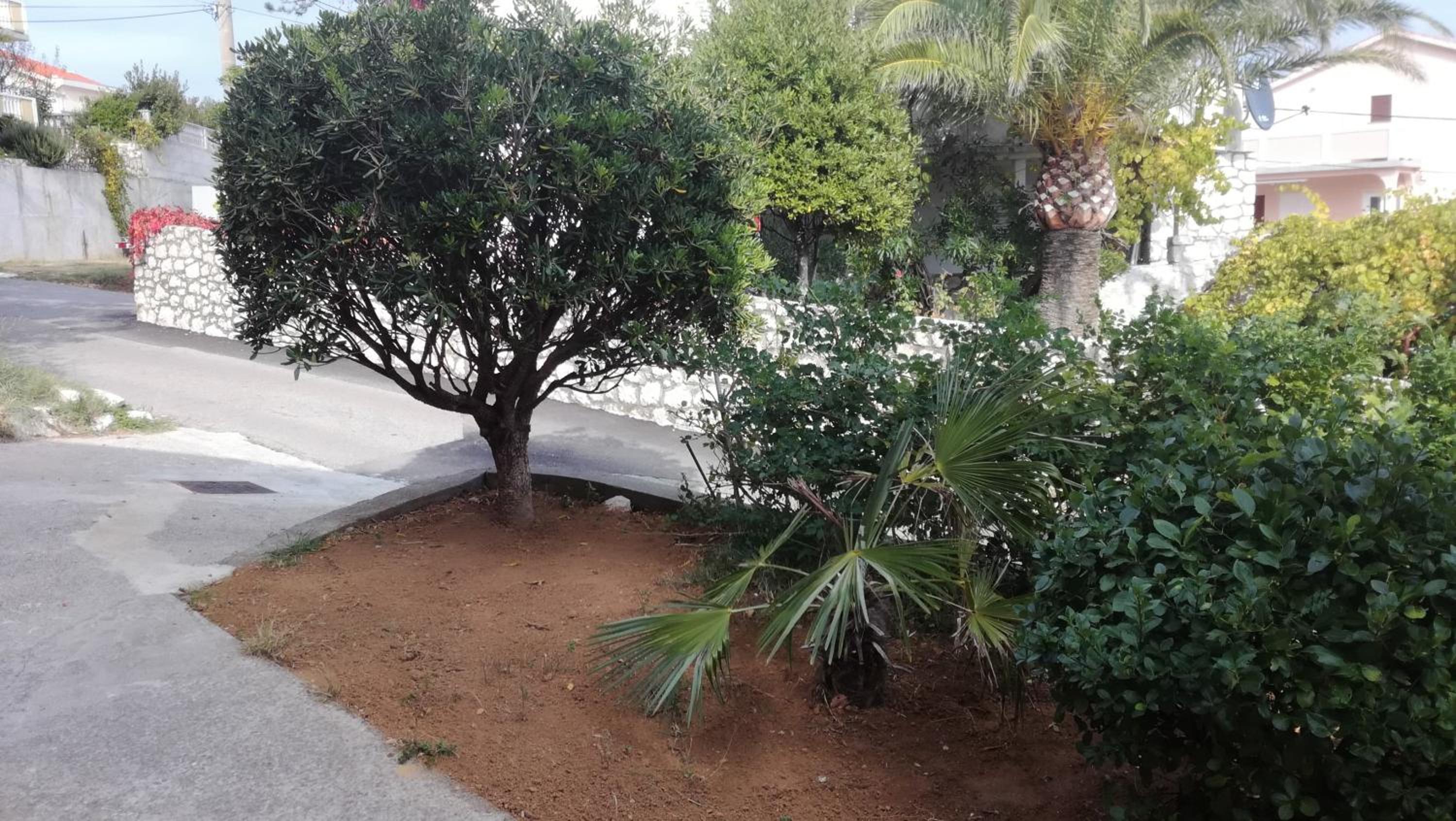 Angela Apartments -Lopar view 3