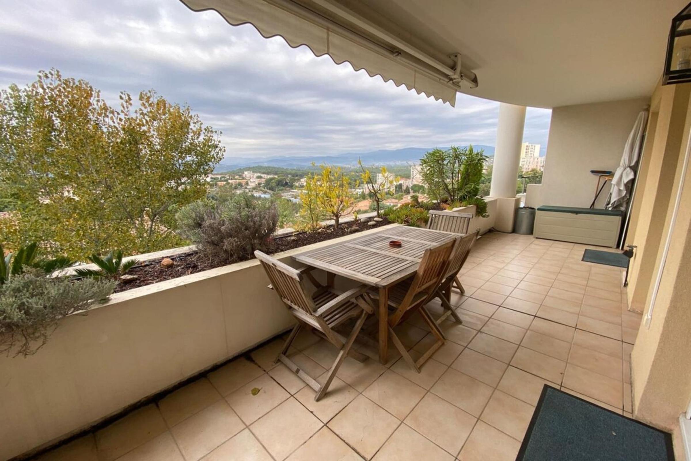 Quiet apartment with terrace & pool - Cannes photo 2