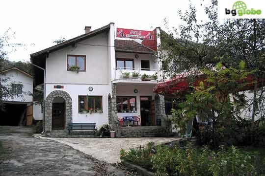 Guest Rooms in Balkan Guest House