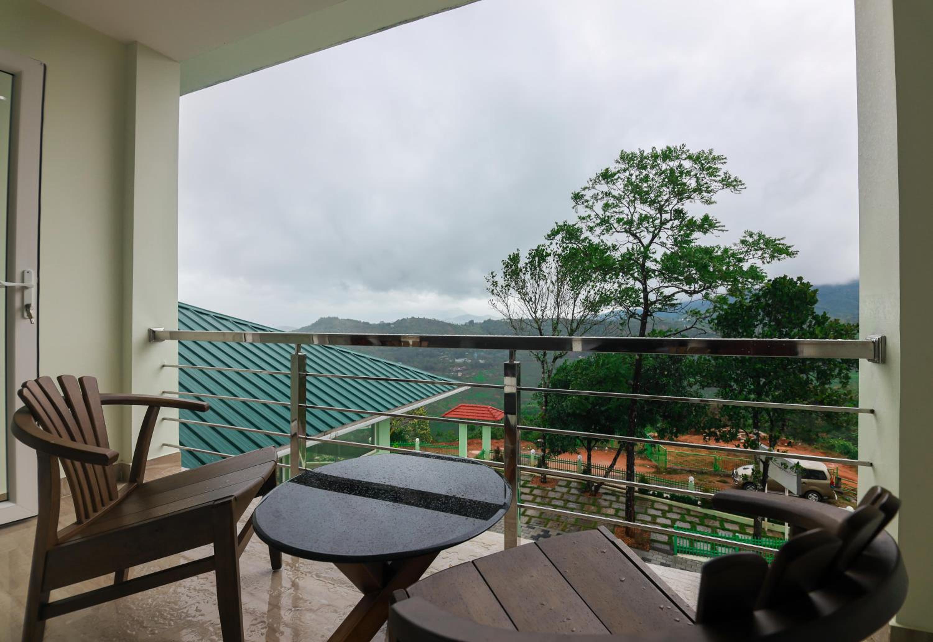 Balcony & Terrace