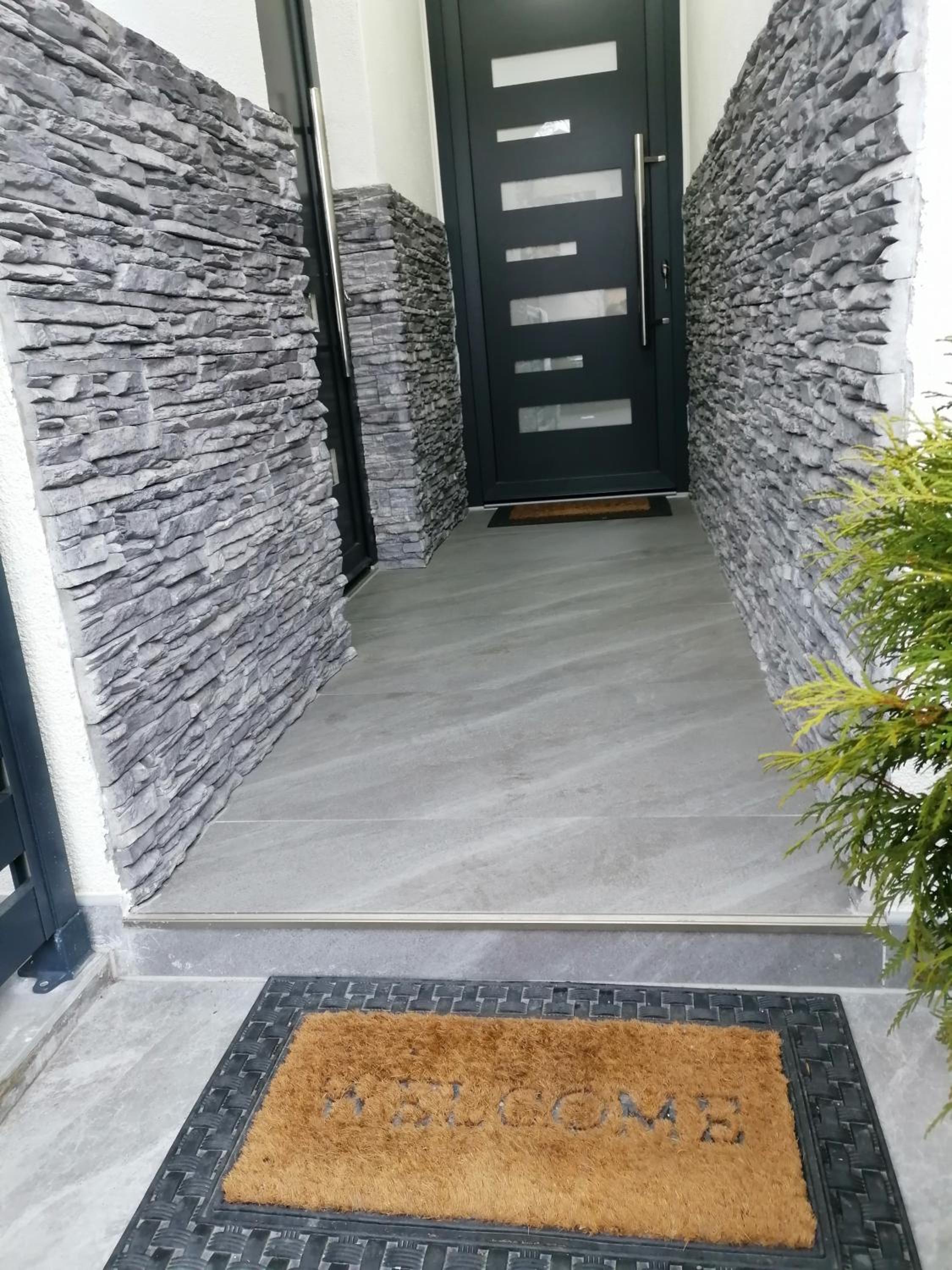 Apartman Slap view 2