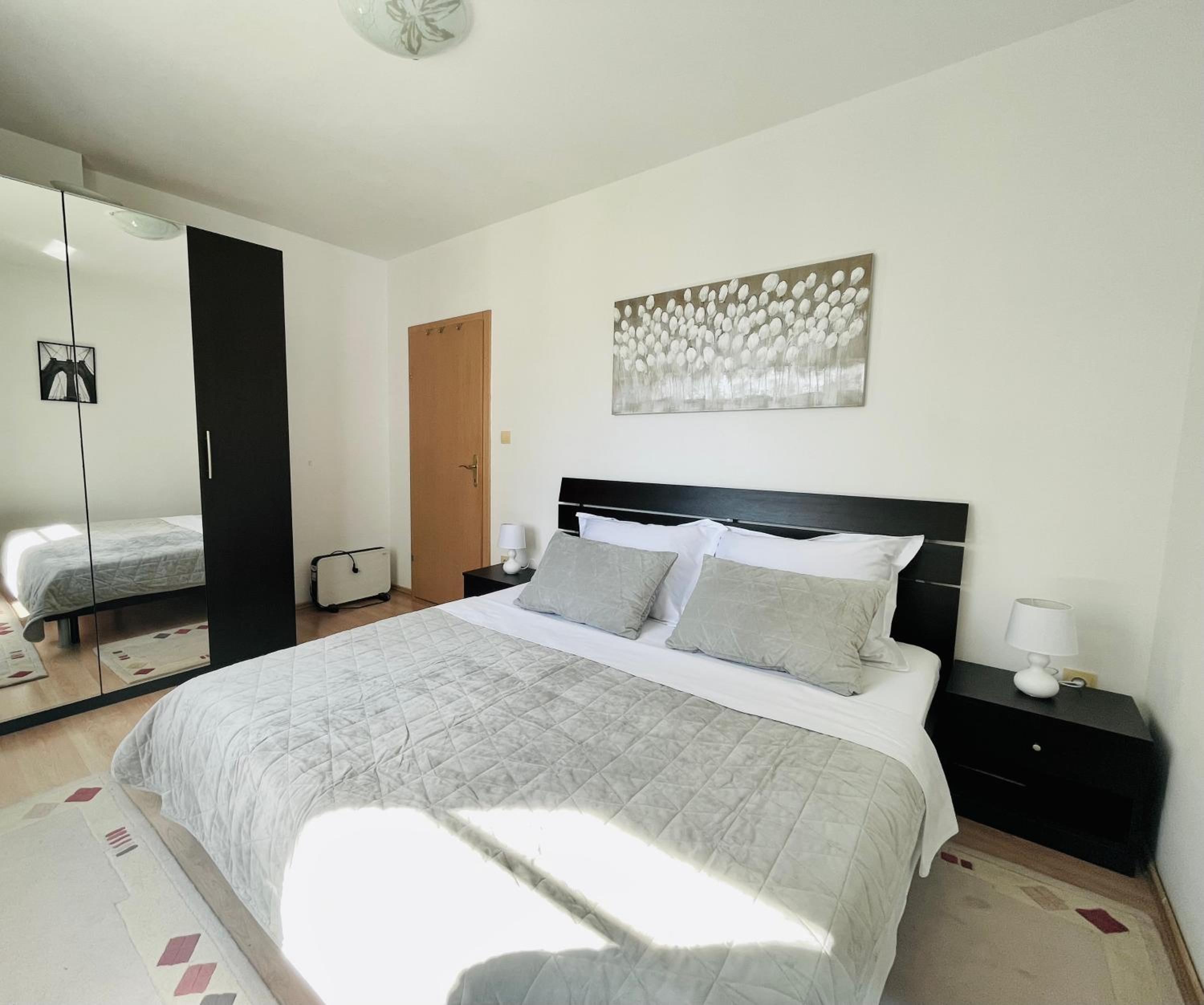 Apartment LaDoNi - #new#big#spacious#large garden view 5