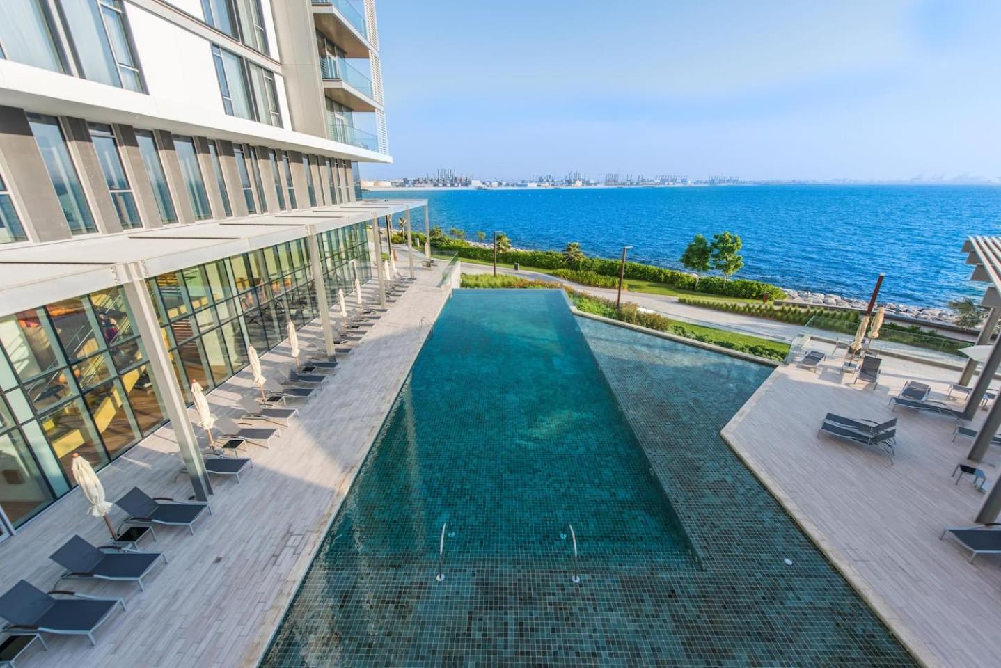 Elegant 2+1 BR with Fantastic Views of Ain Dubai