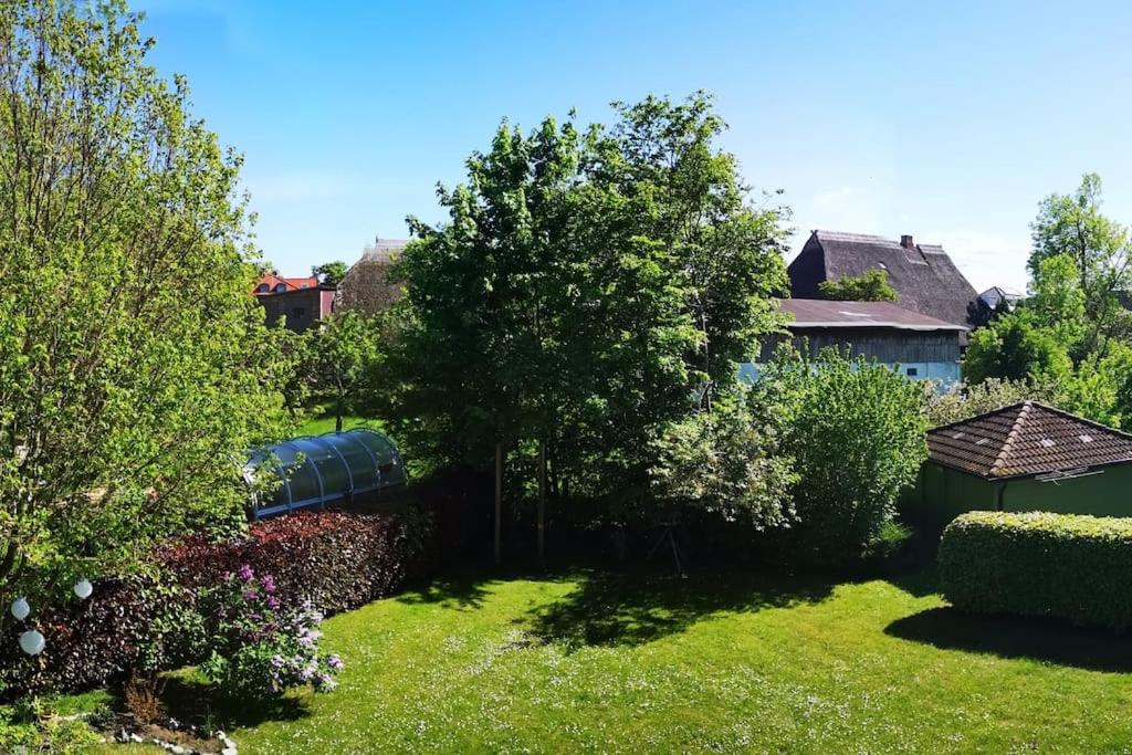 Reethaus mit Meerblick- In 30 Sekunden am Strand