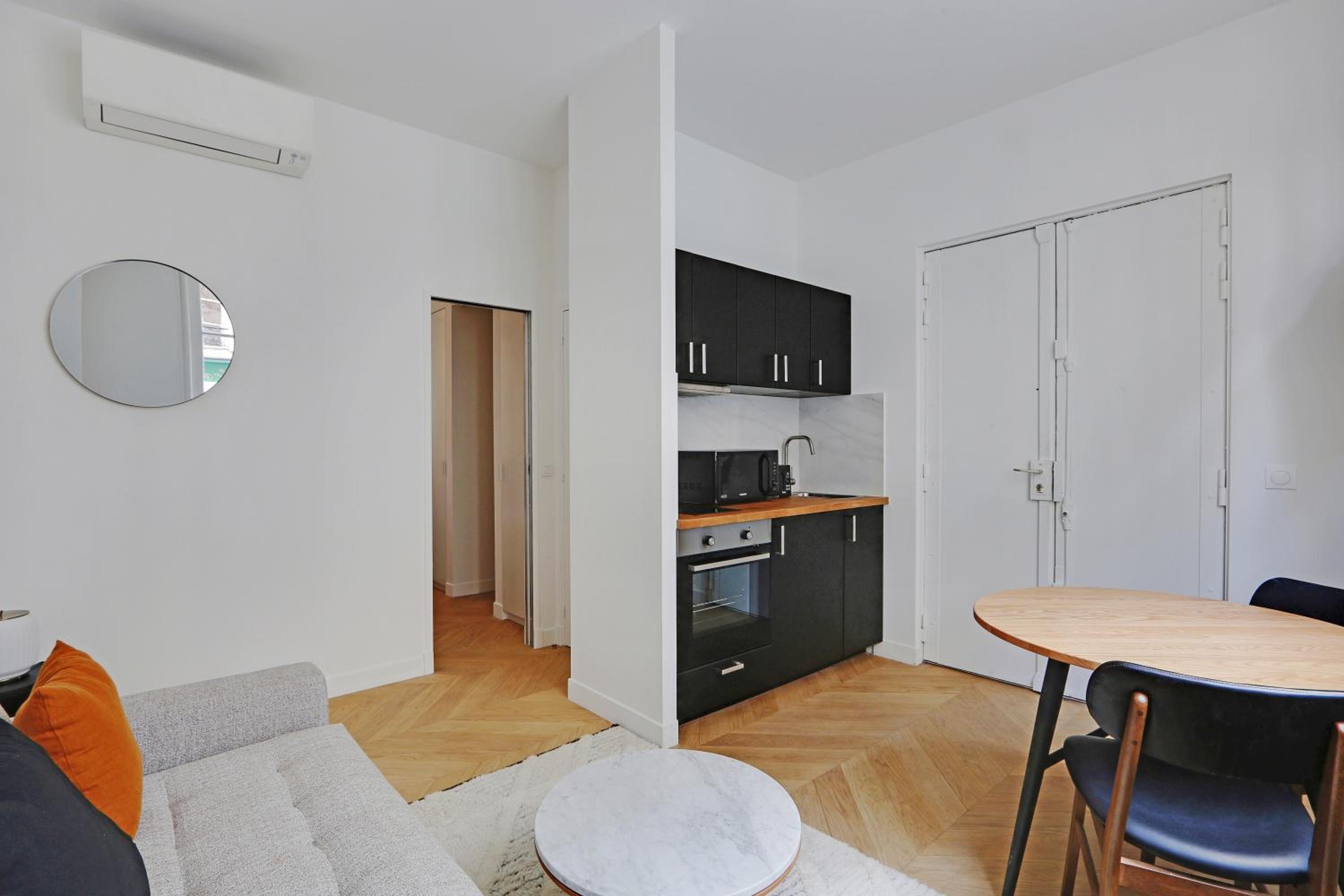 Pick A Flat's Apartment in Saint Michel - Rue Du Sommerard