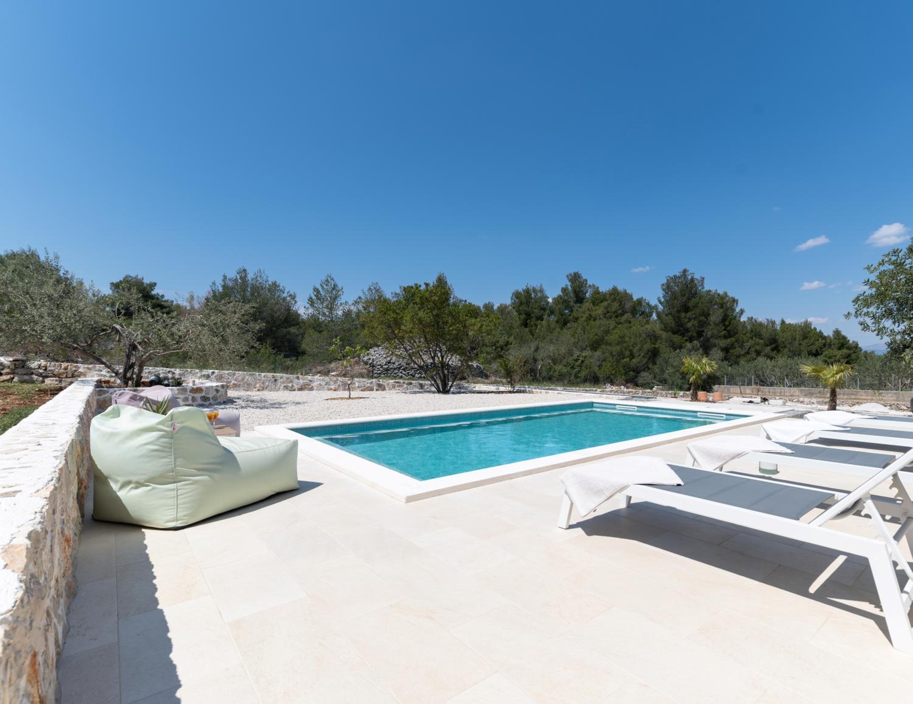 Villa Rogač view 5