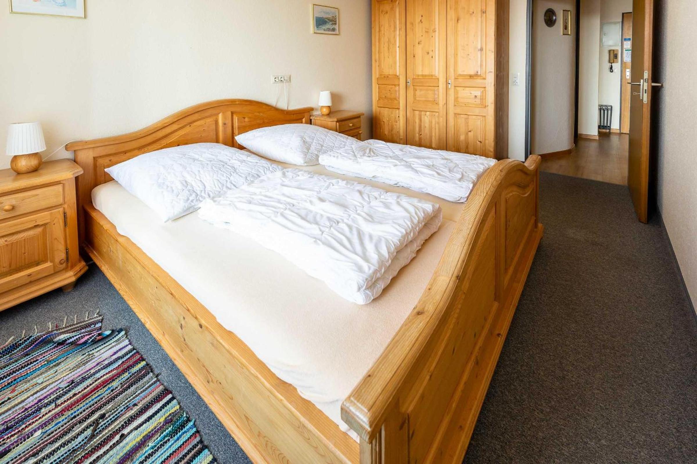 Ferienwohnpark Immenstaad am Bodensee Zwei-Zimmer-Apartment 51 14 view 3