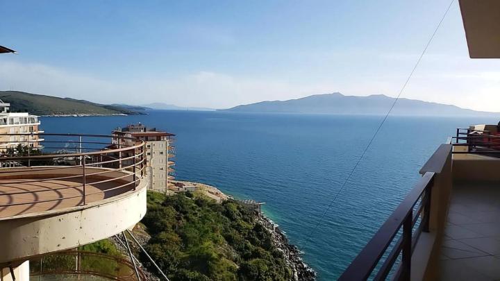 Rezidenca e Kalter Apartments