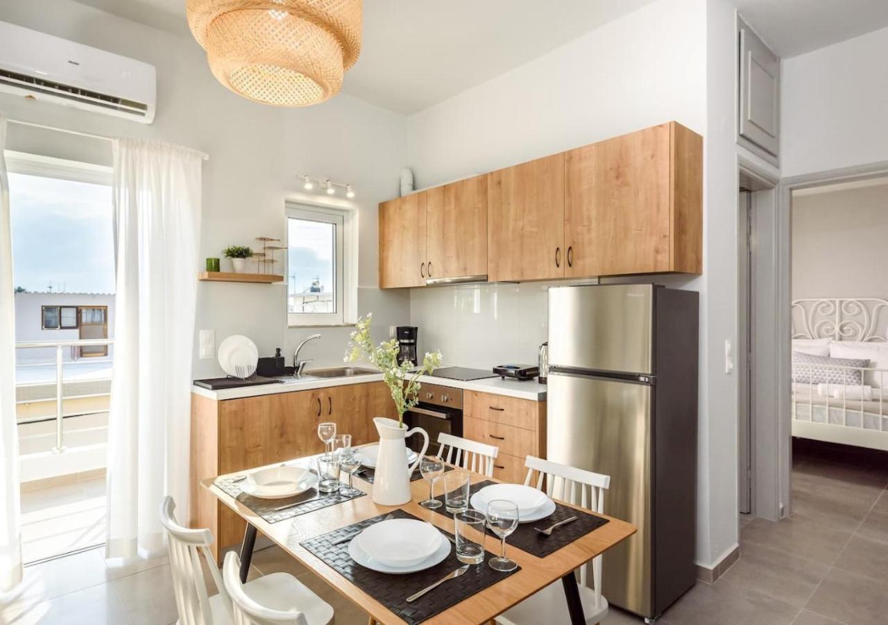 Cosy Apartment Evdoxia (1), walking distance to the beach!