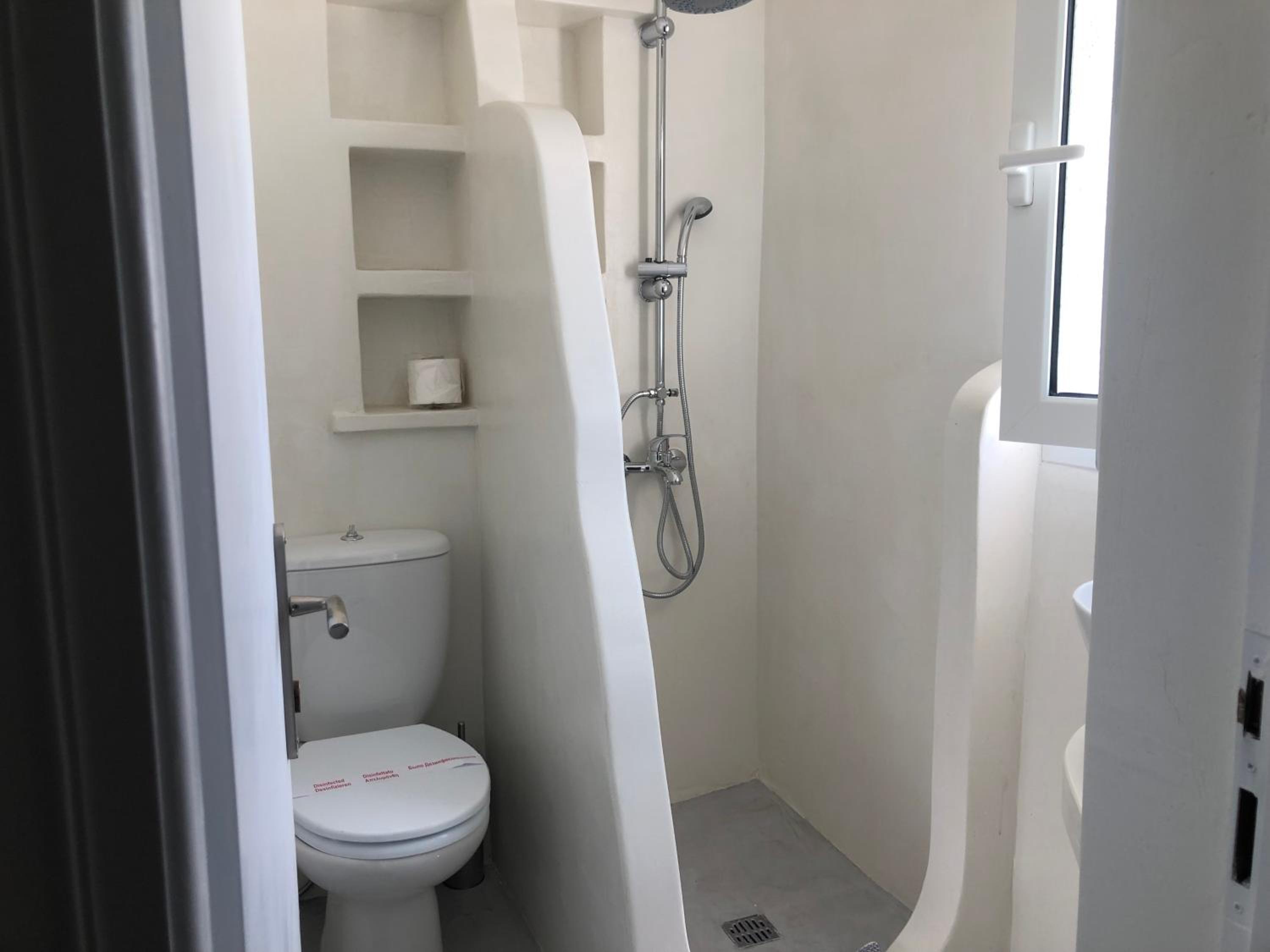 Noe Rooms
