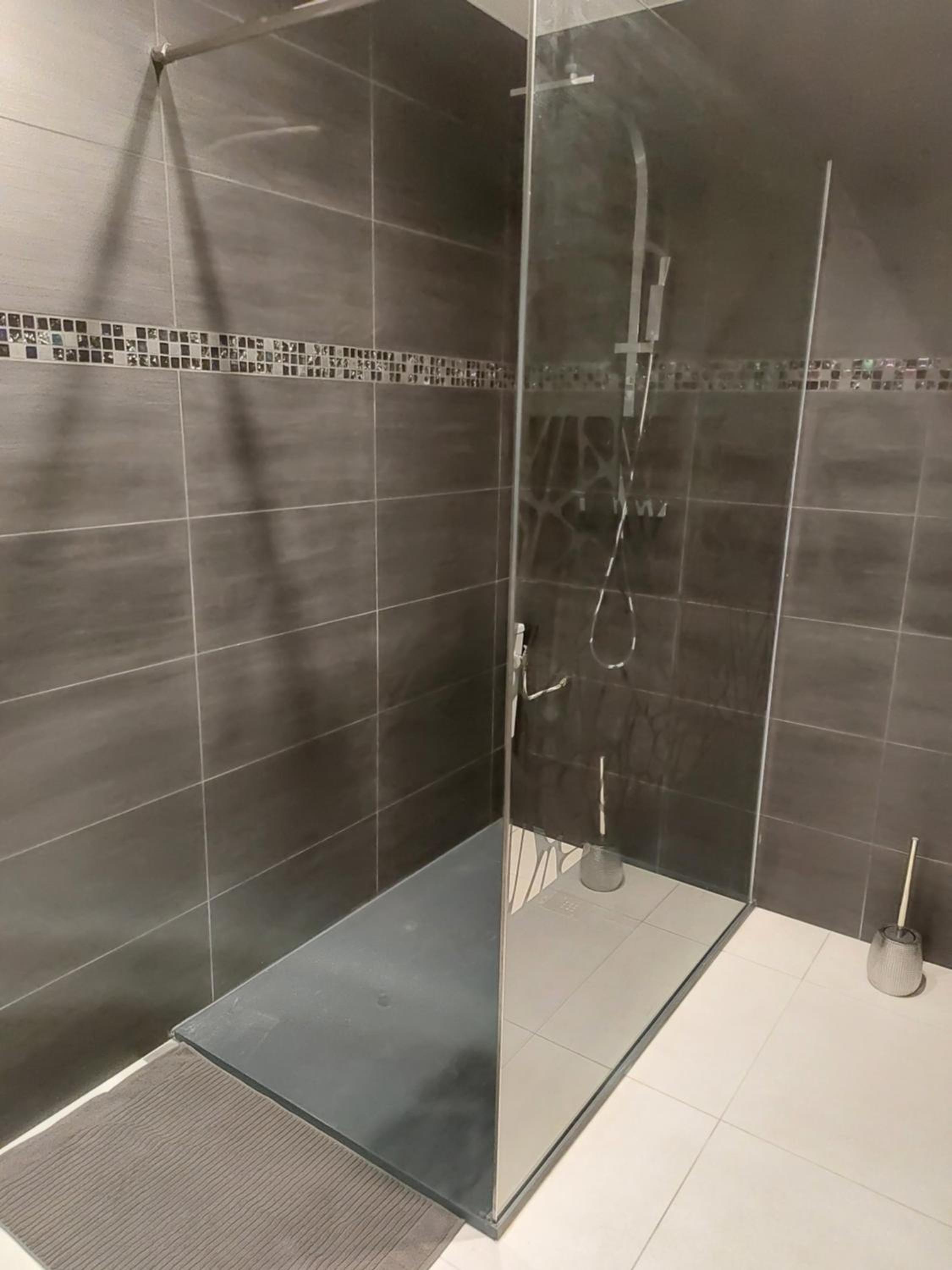 Le Mas des Roches Jacuzzi privatif view 4