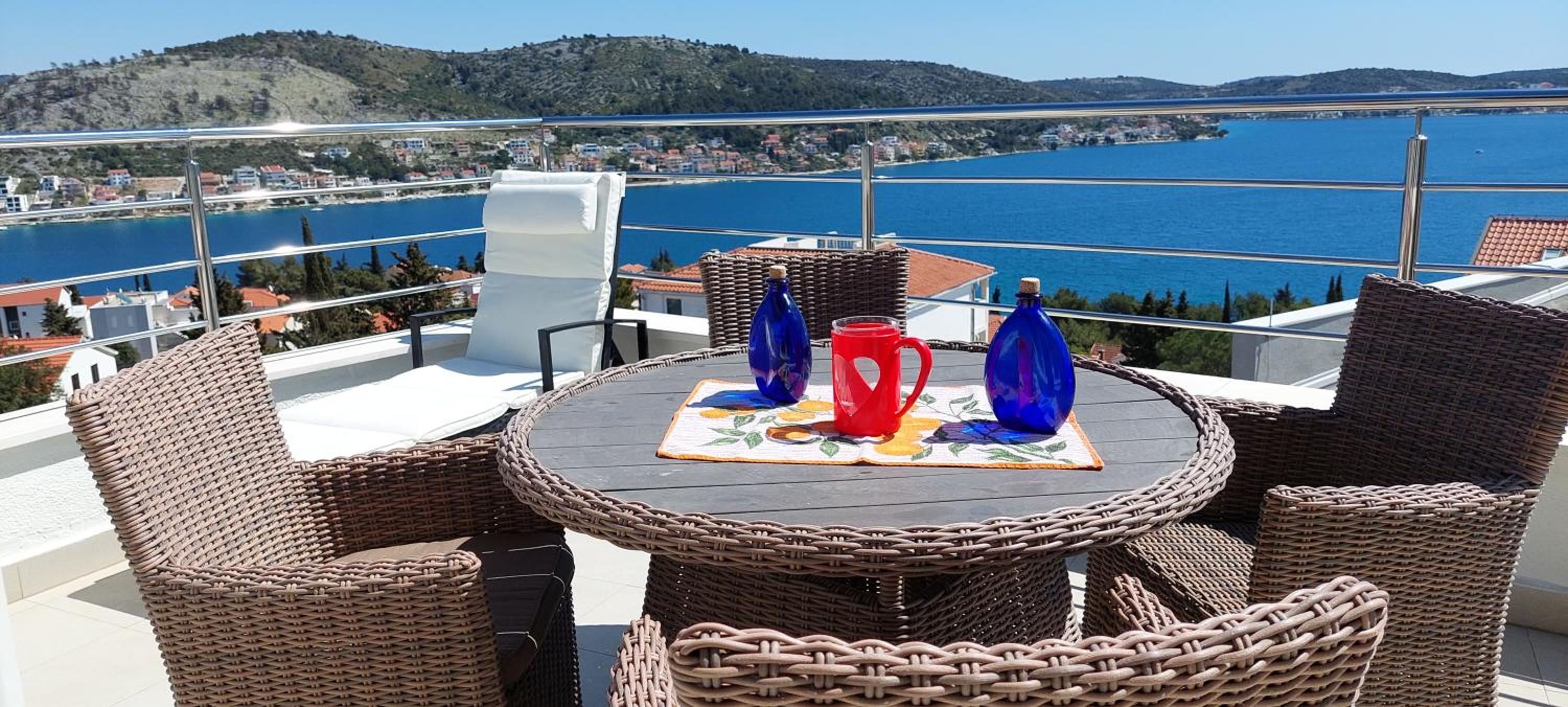 Penthouse Sea View Apartment Rogoznica view 2