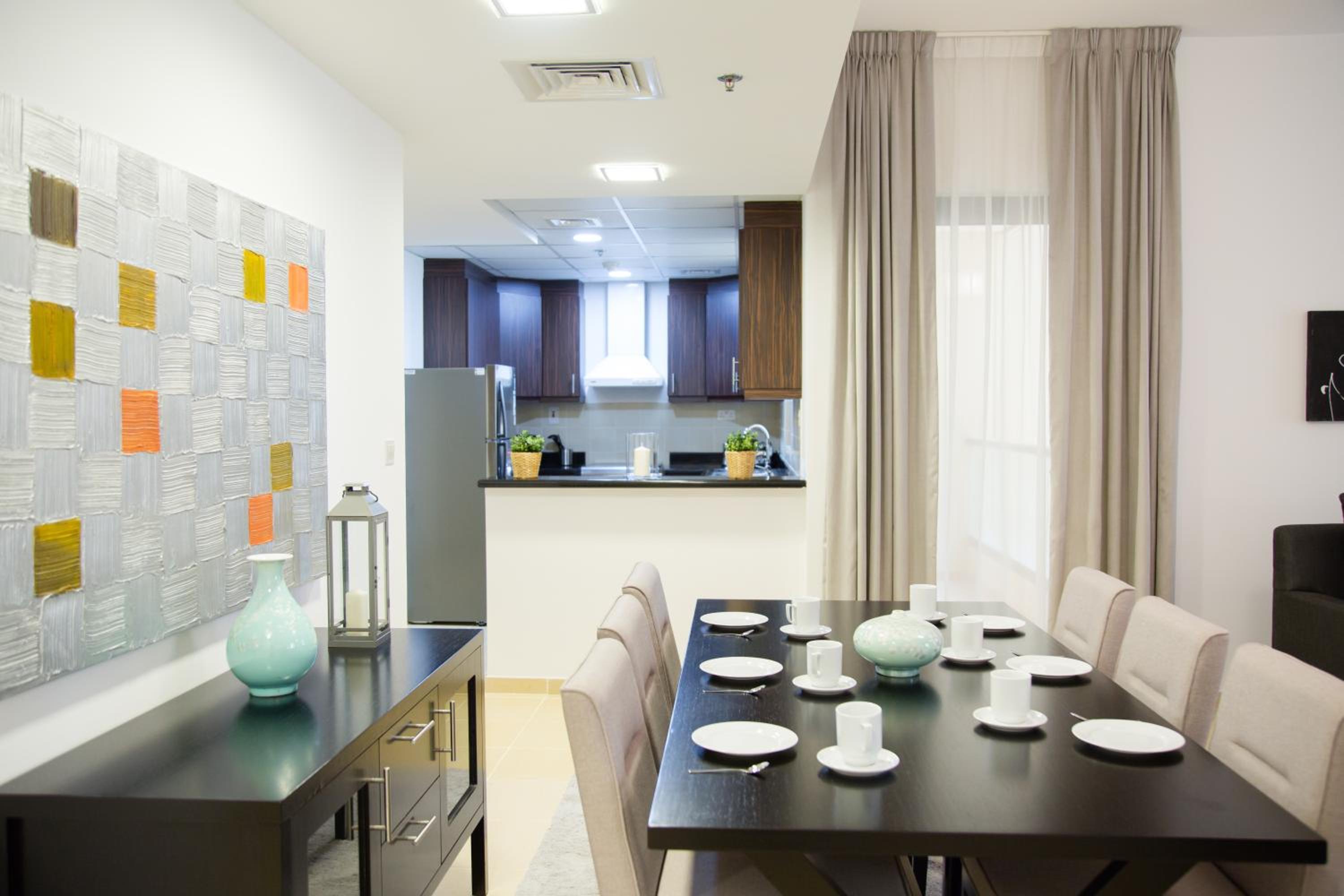 HiGuests - Charming Apt in JBR with Balcony by the Beach