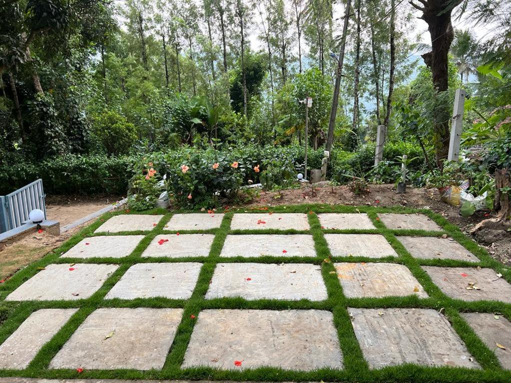 Darshan's Home Stay view 5
