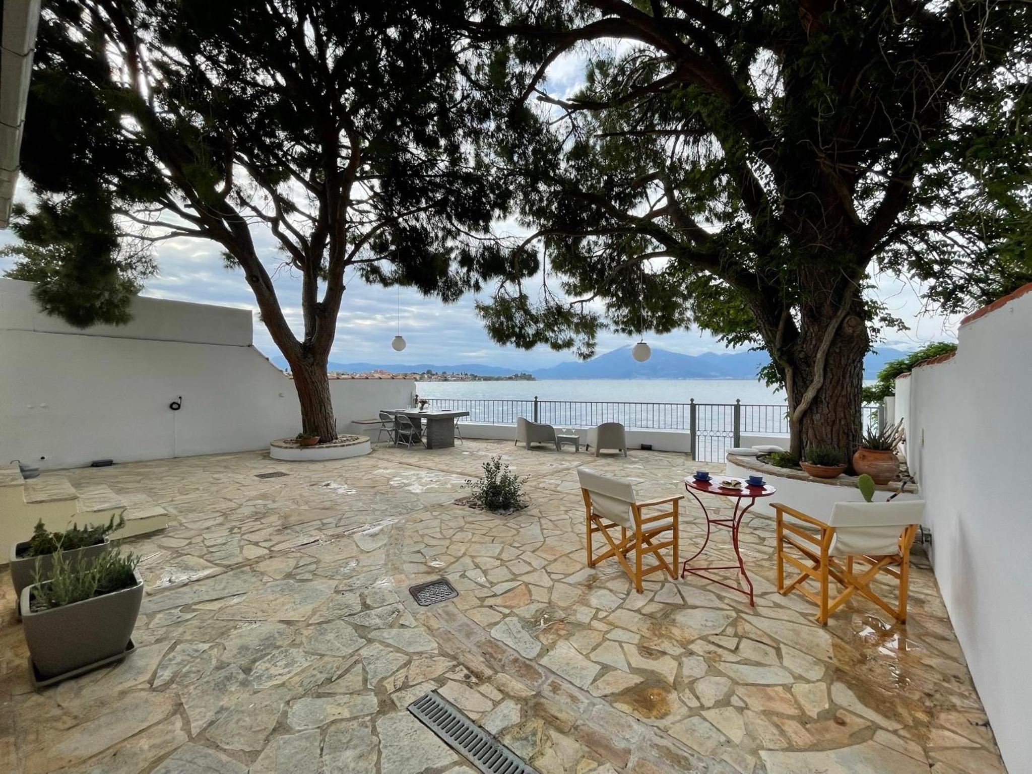 Sea Front House on the Beach photo 2