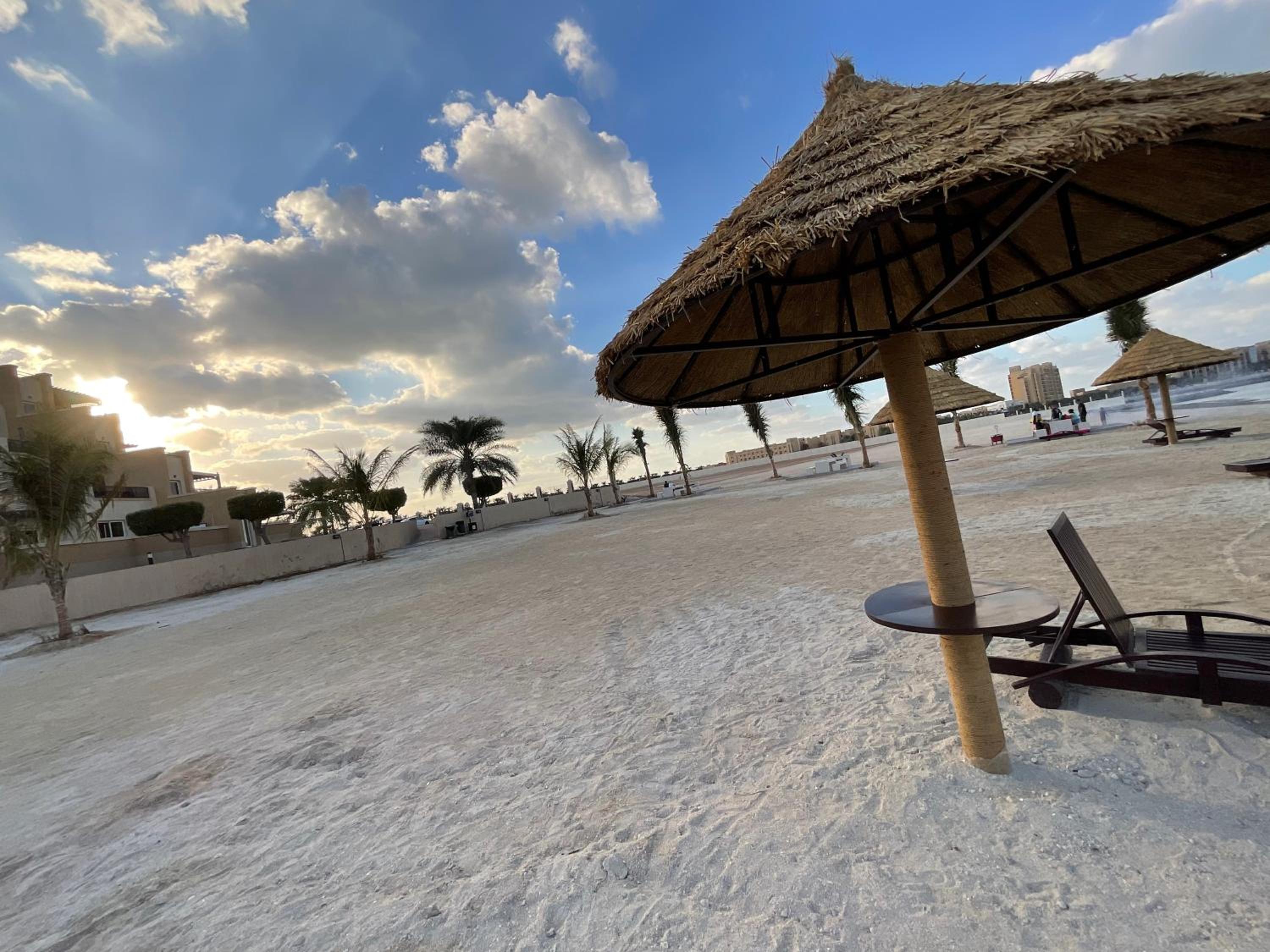 Amazing 1 Bedroom Apartment Next To The Beach