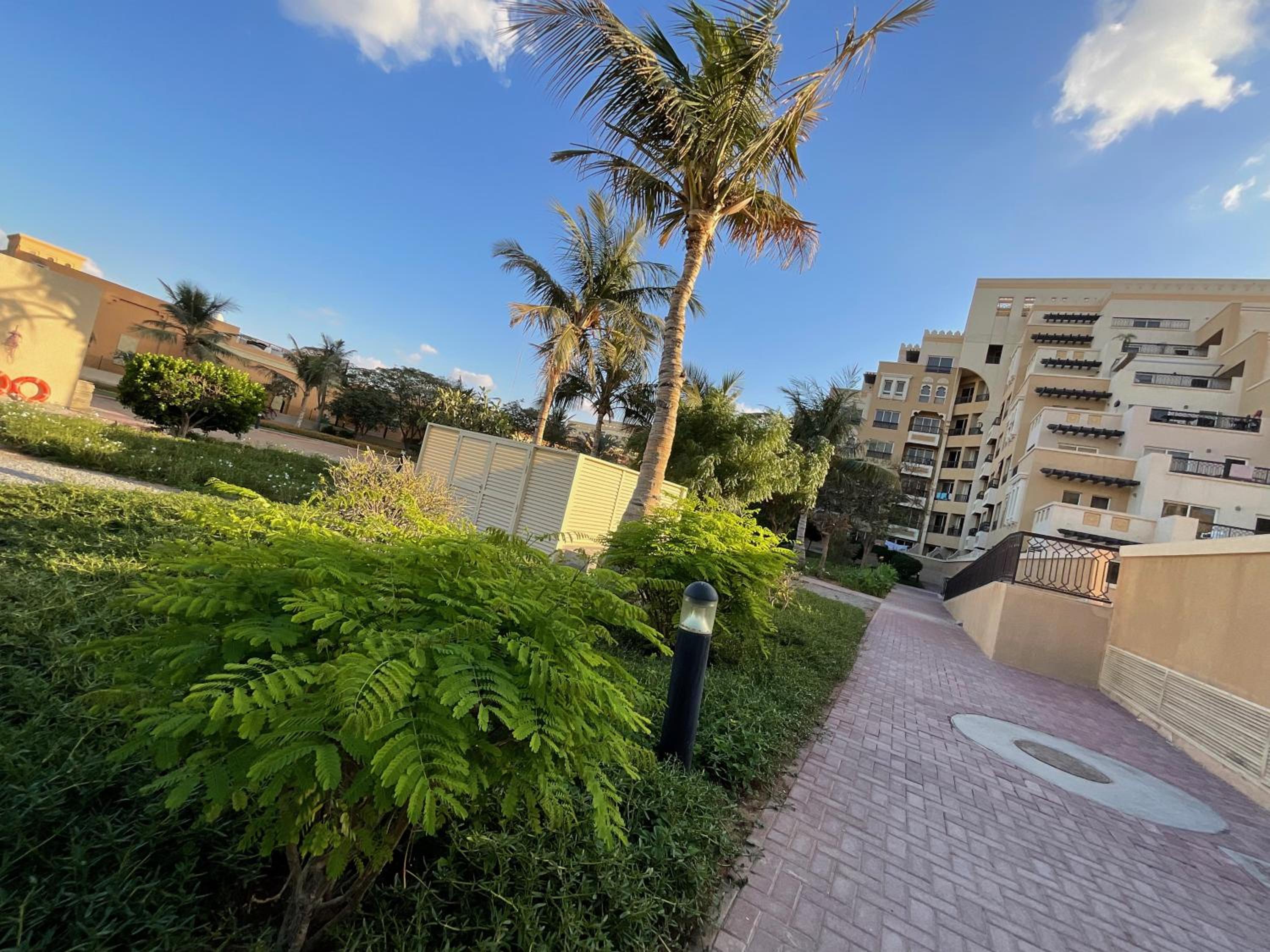 Amazing 1 Bedroom Apartment Next To The Beach