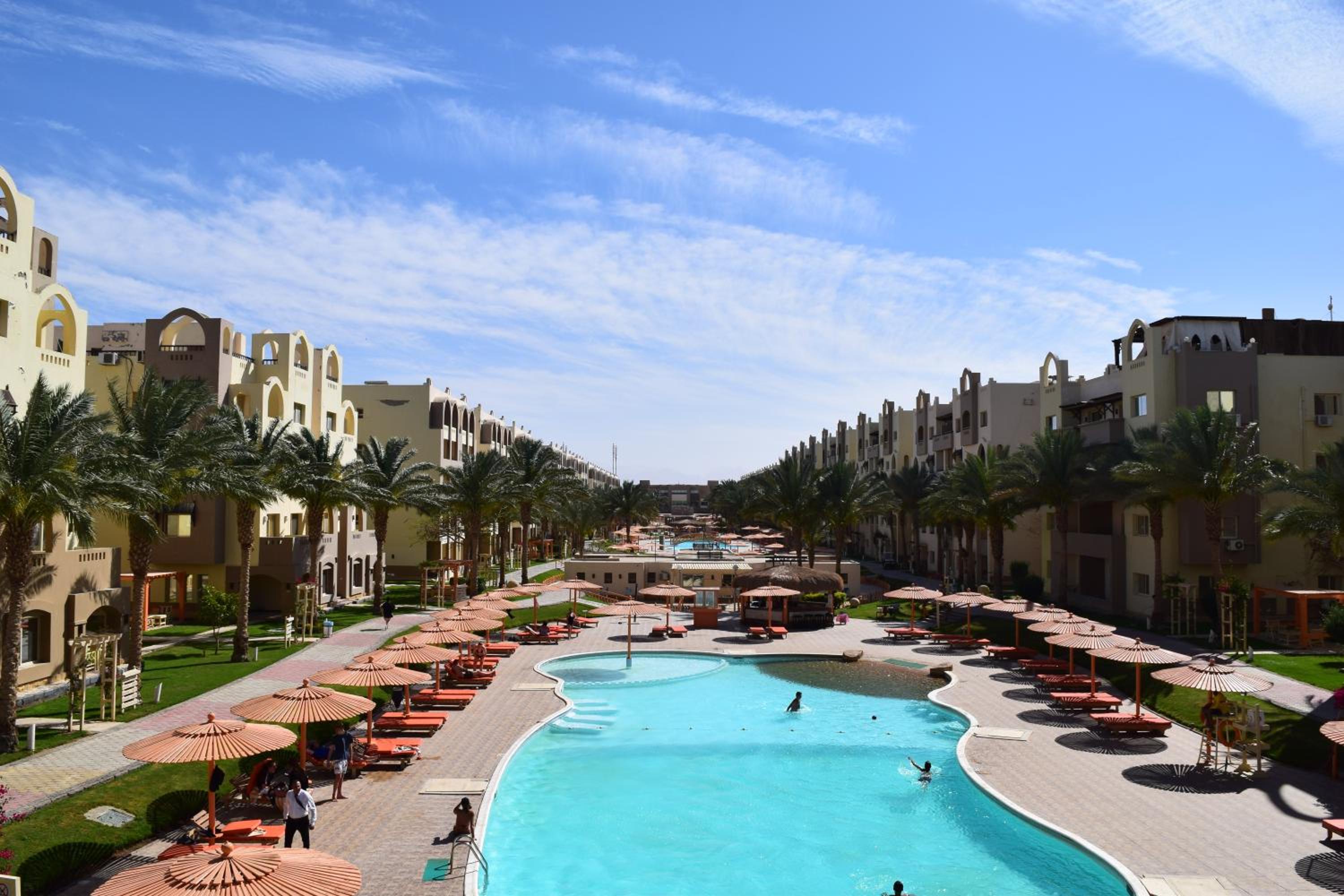 Comfortable studio in hotel 4 stars with private beach for non-egyptians only