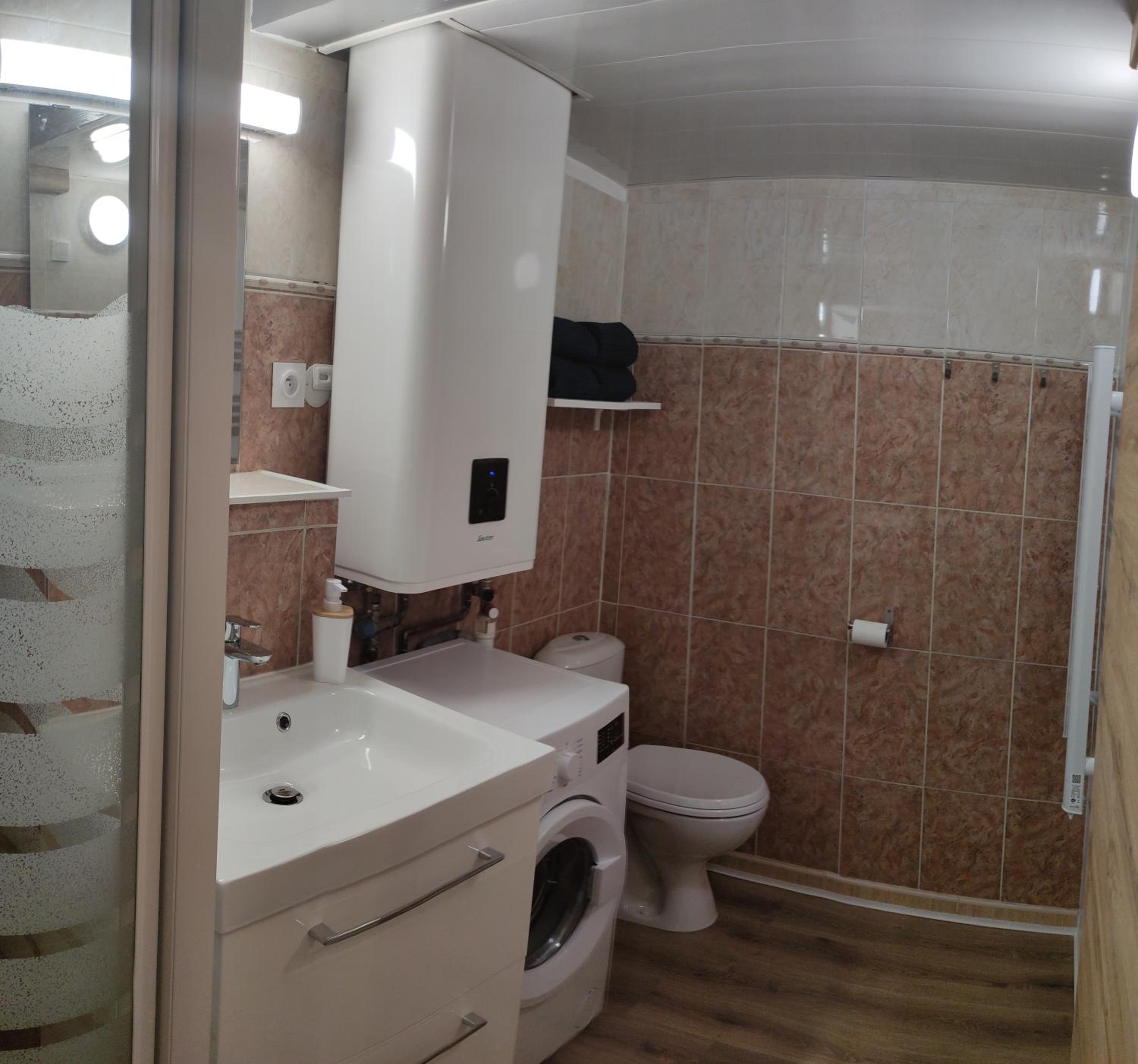 Photo 19